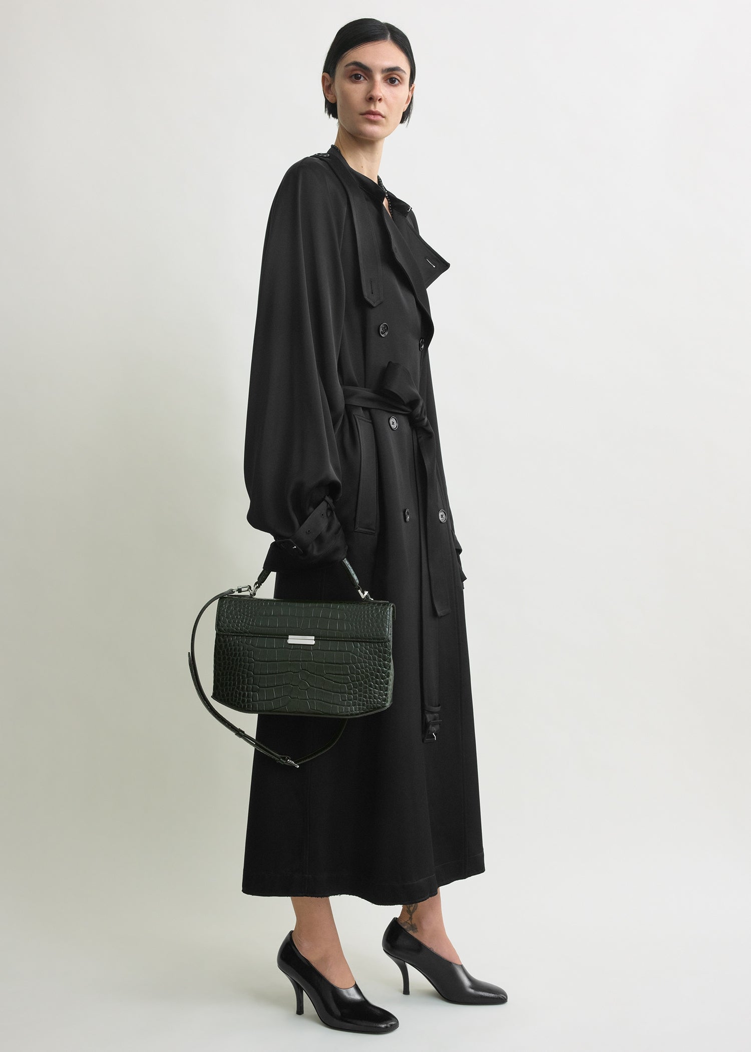 Clip croco-embossed top handle dark green