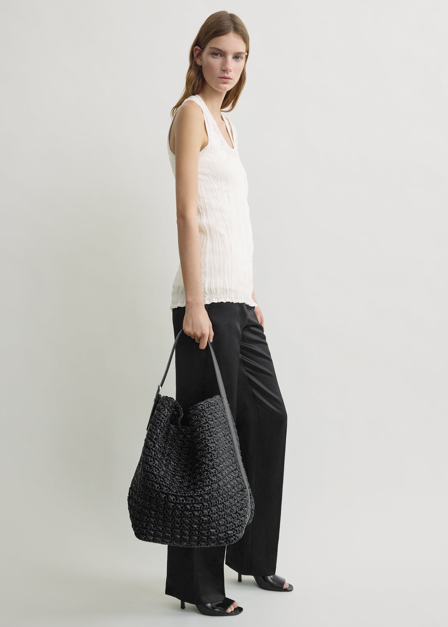 Belted paper raffia tote black