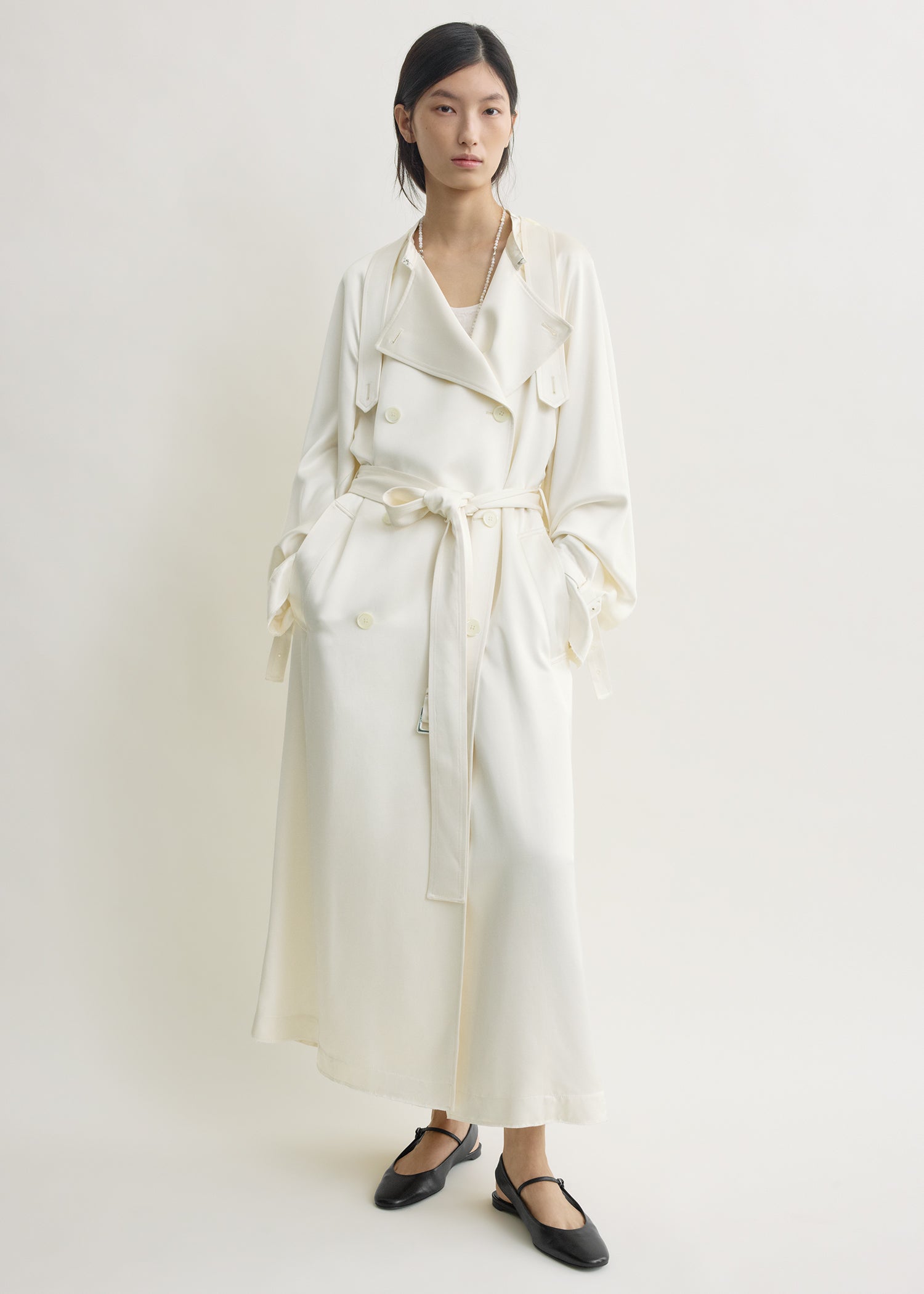 Draped satin trench off-white