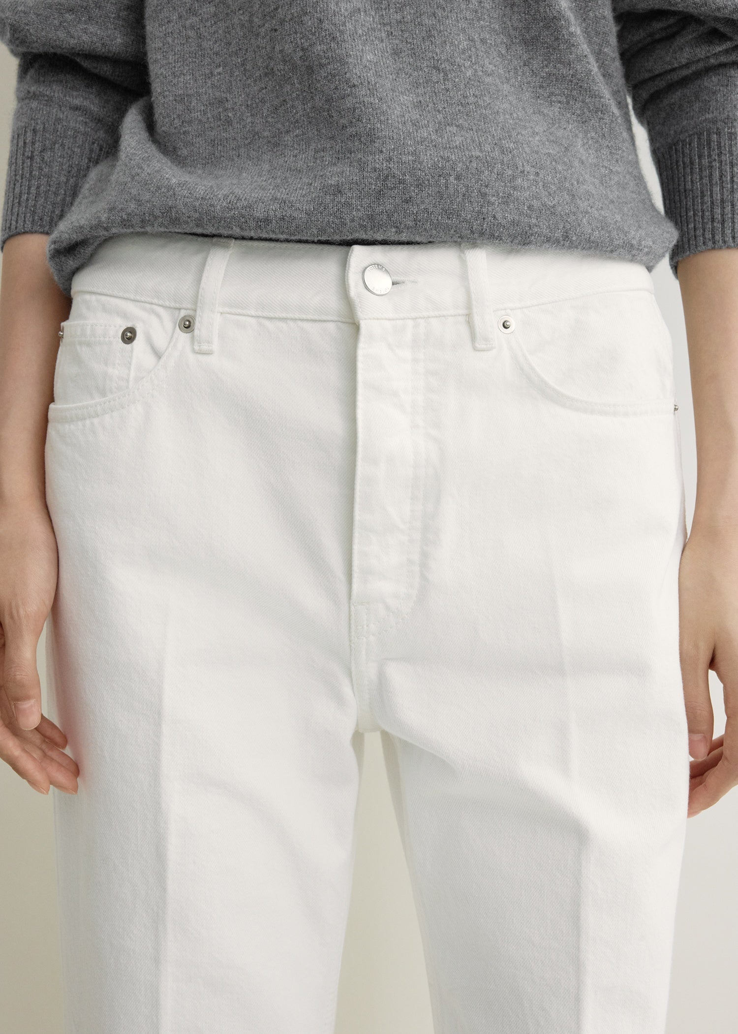 Kick flare denim off-white