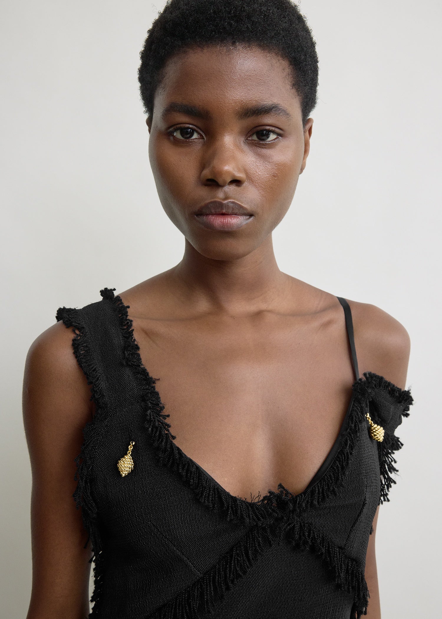 V-neck raw slip dress black