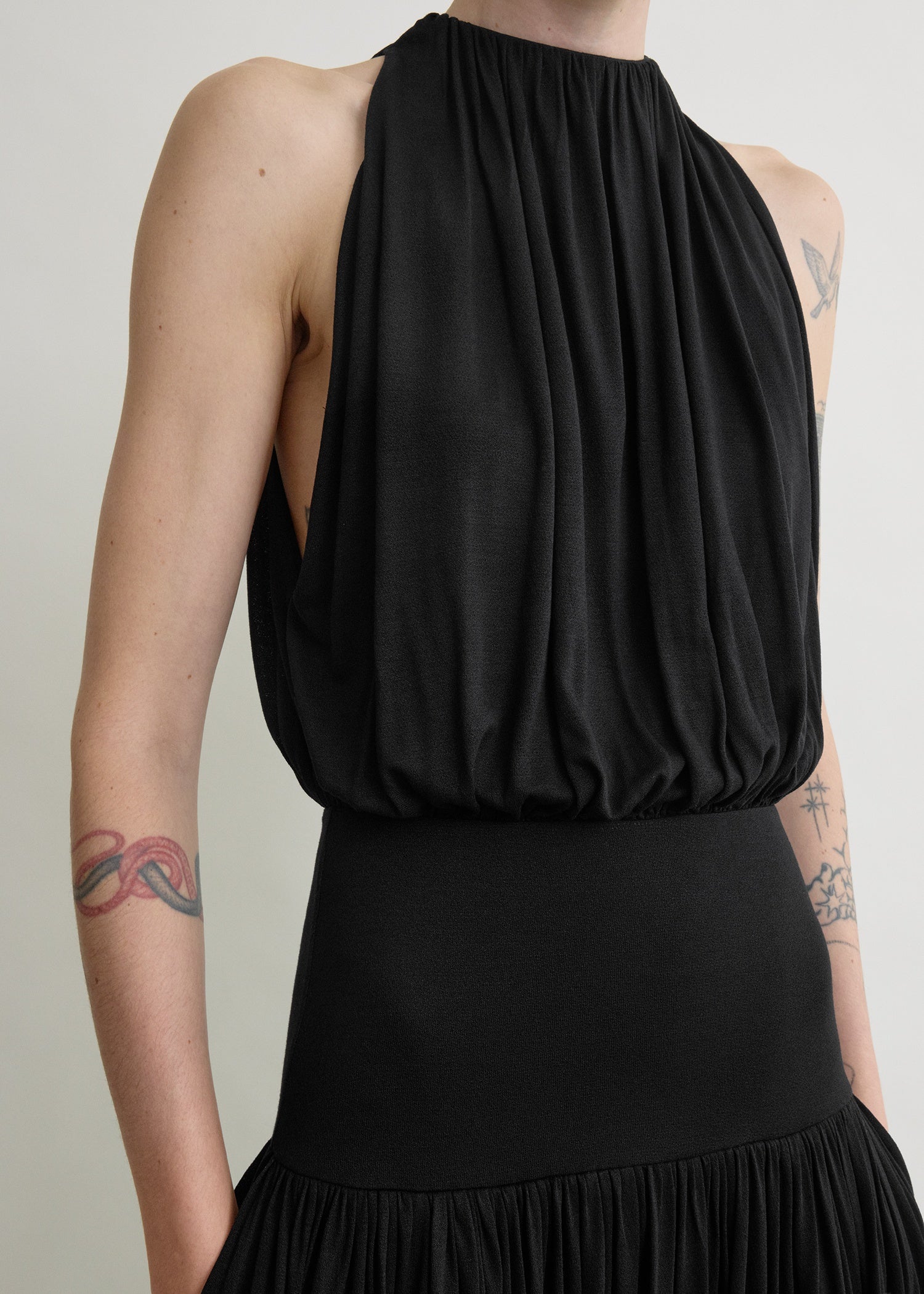 Soft gathered dress black