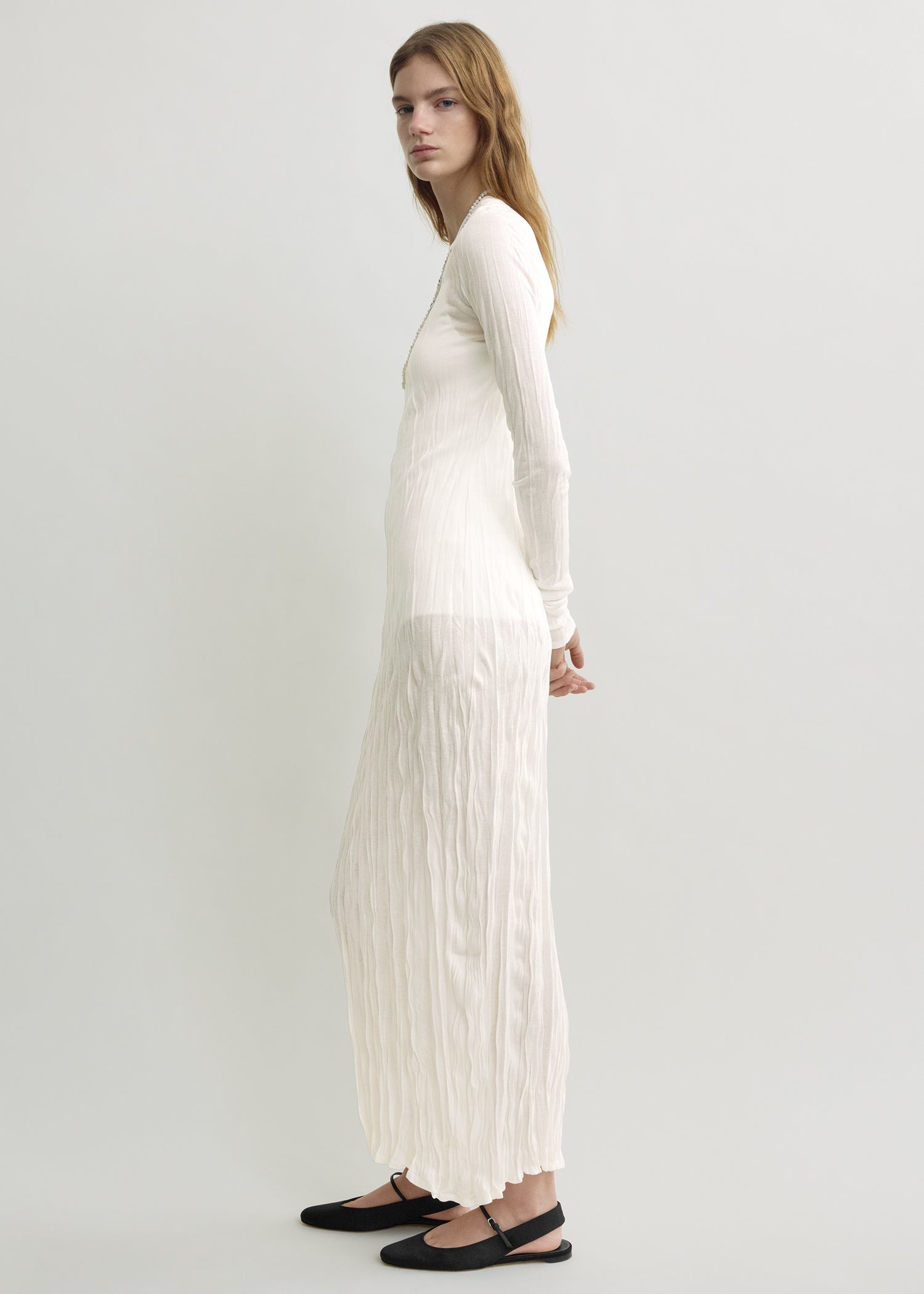 Crinkled knit long-sleeve dress white