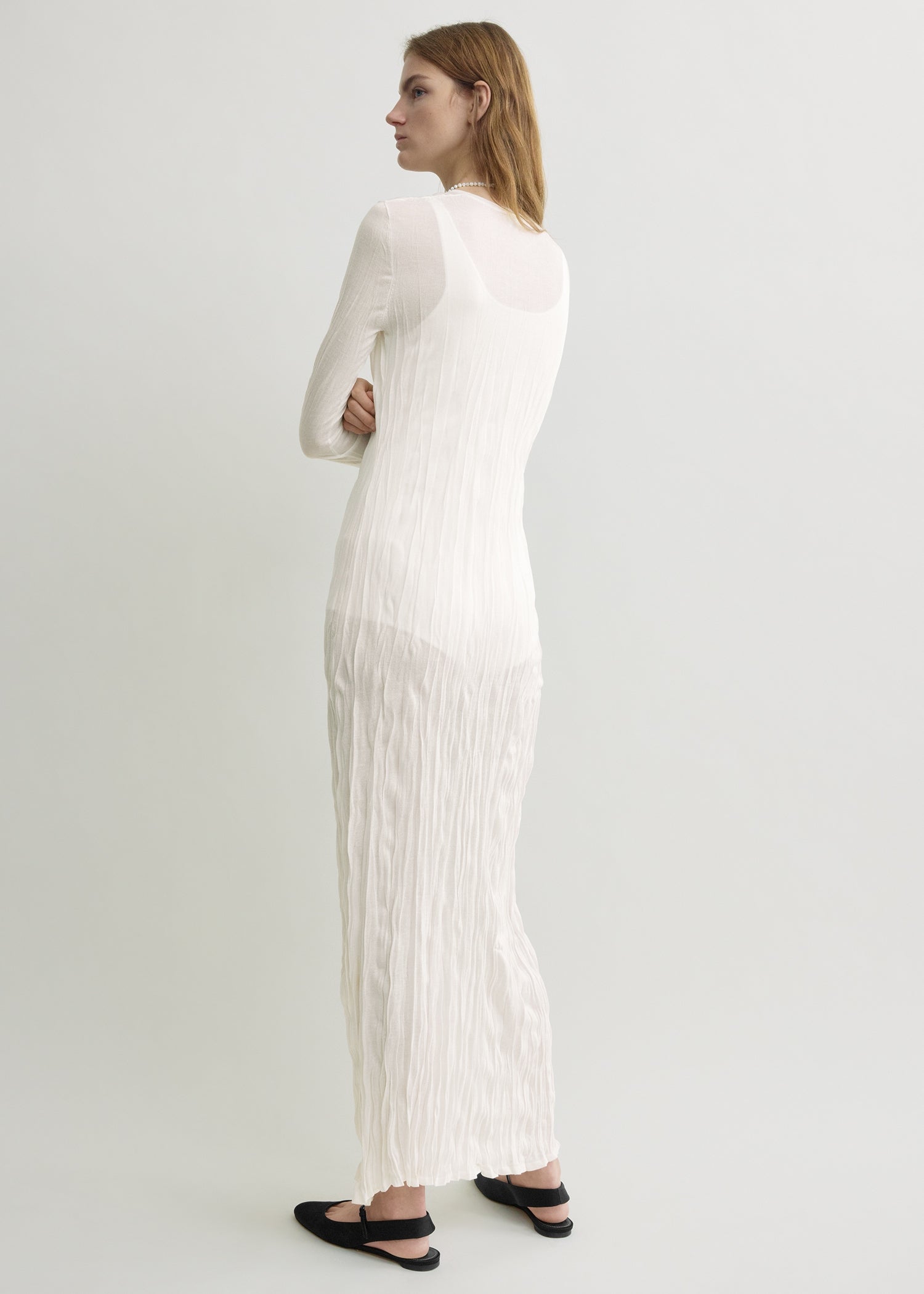 Crinkled knit long-sleeve dress white