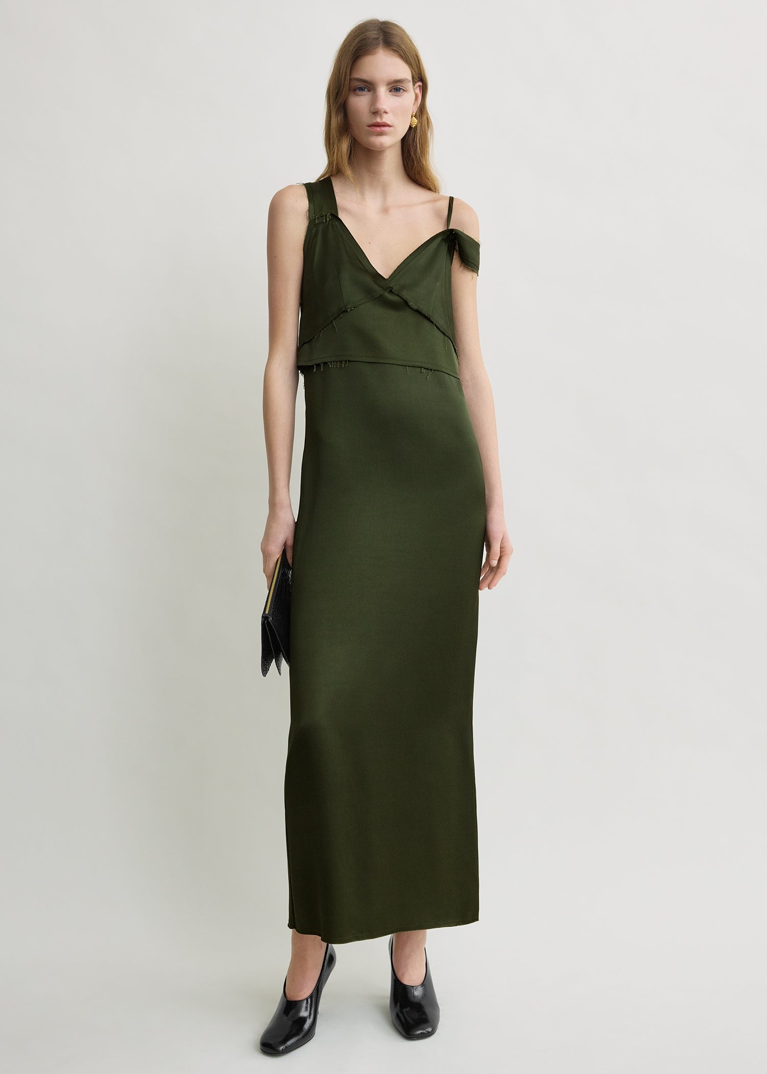 V-neck slip dress bottle green