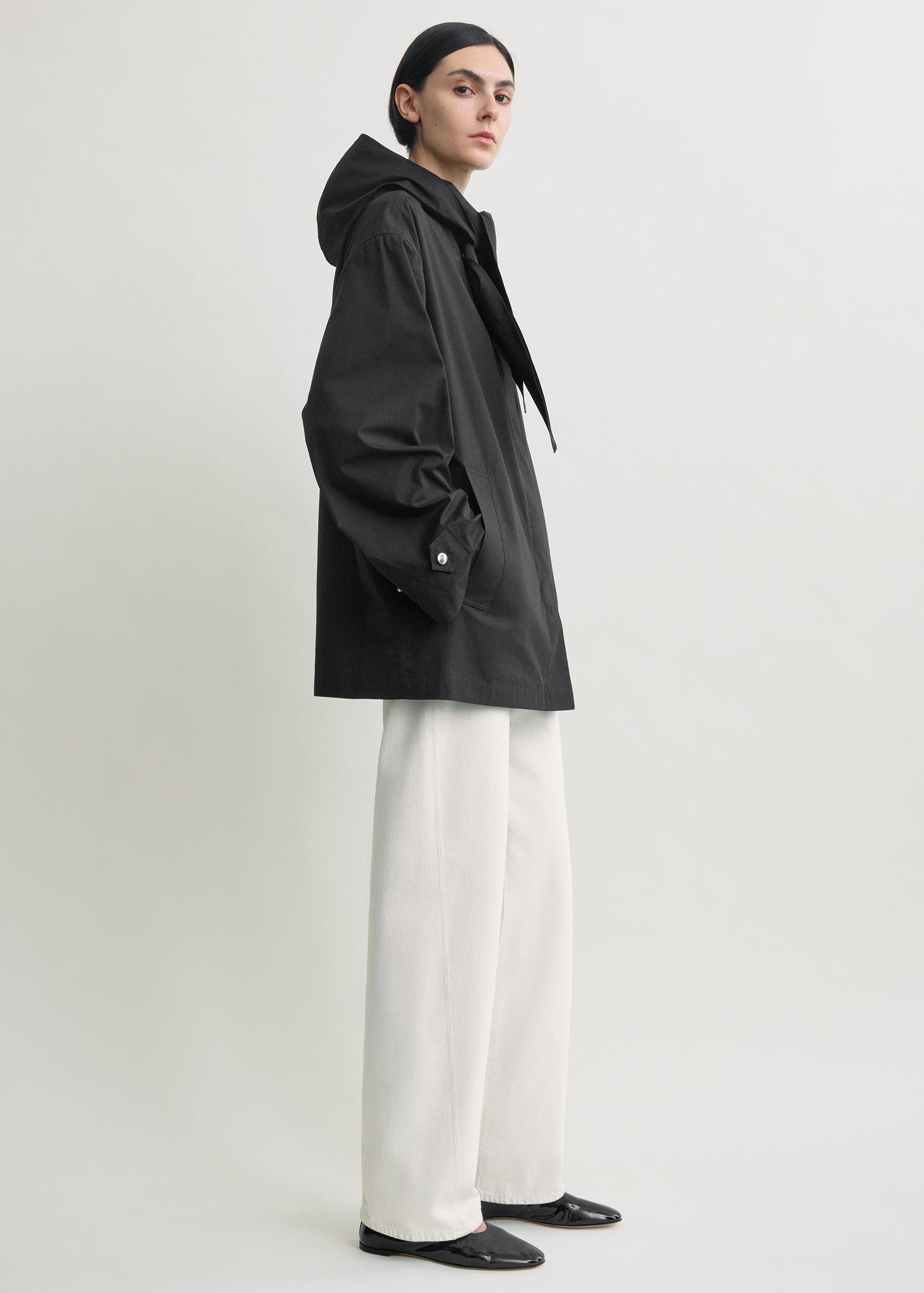 Technical scarf jacket black