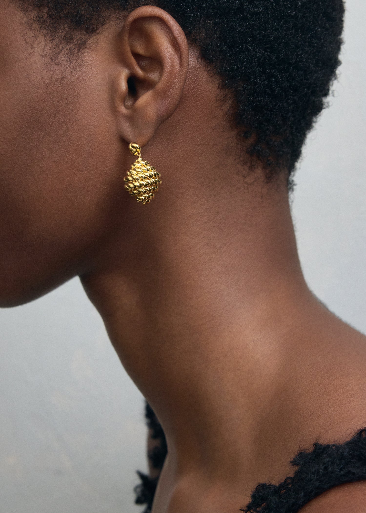 Rope drop earrings gold