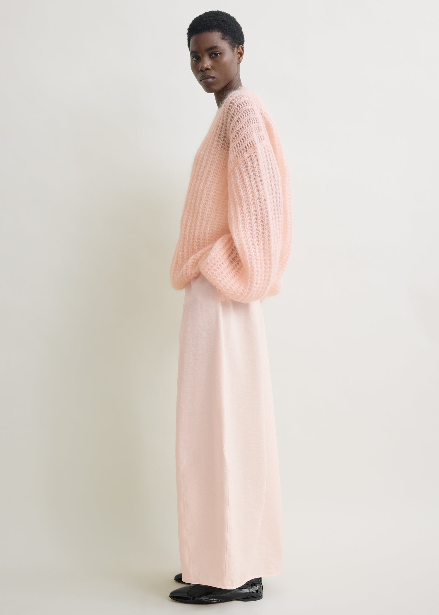 Puffed knit bloom