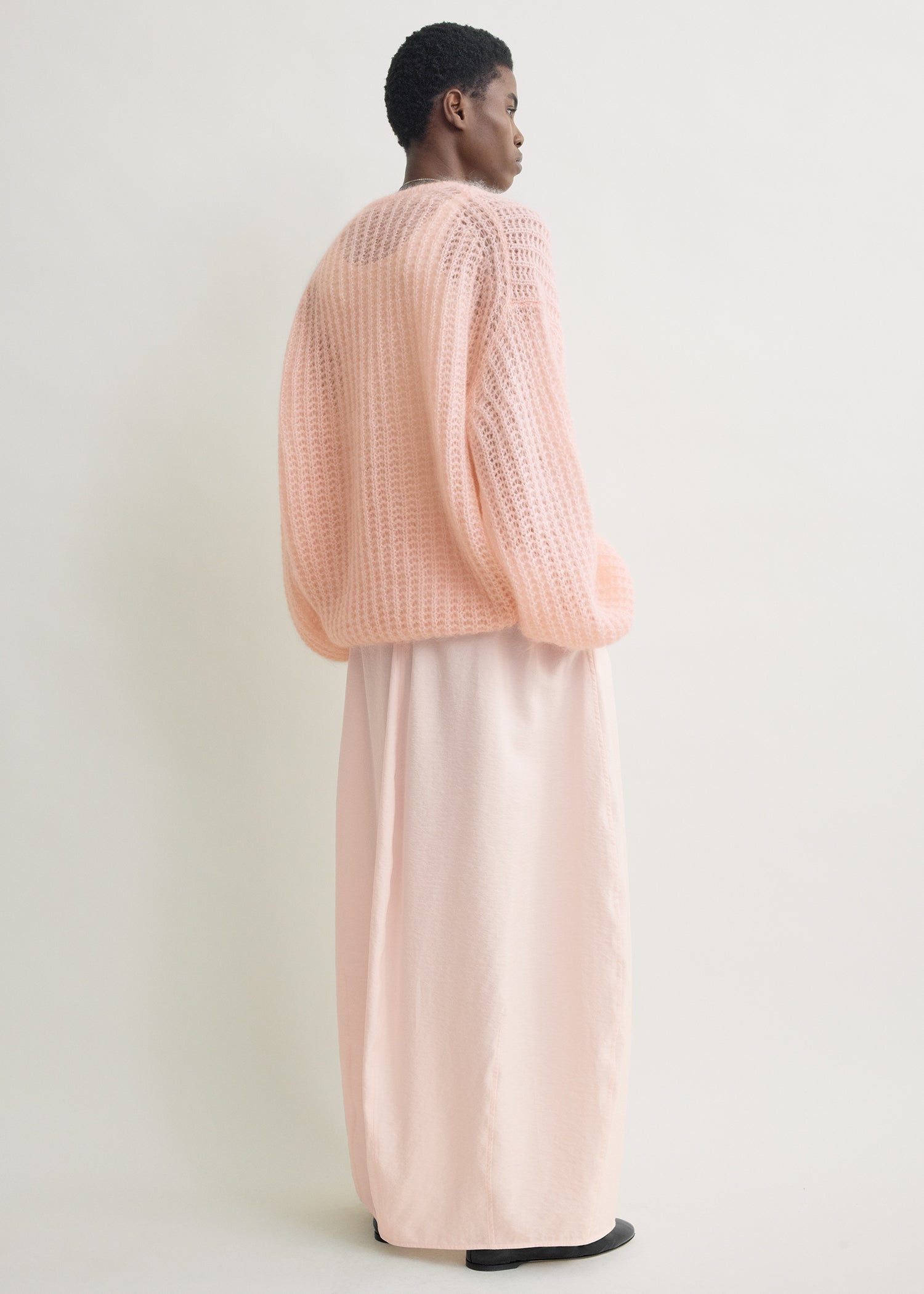Puffed knit bloom
