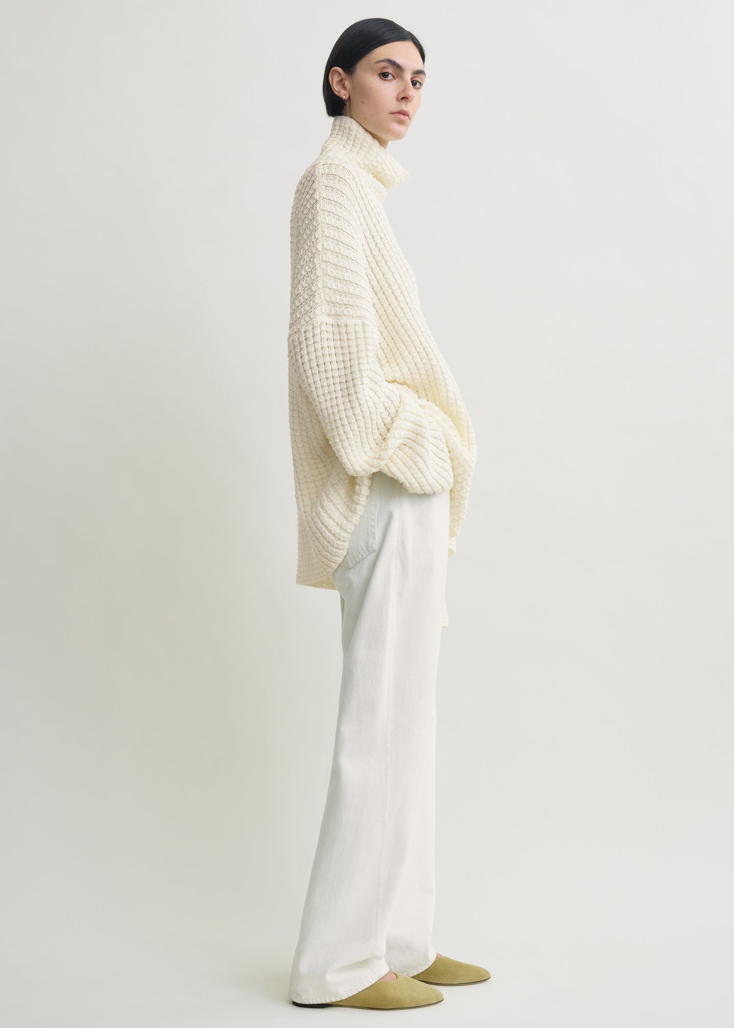 Whipstitch knit milk