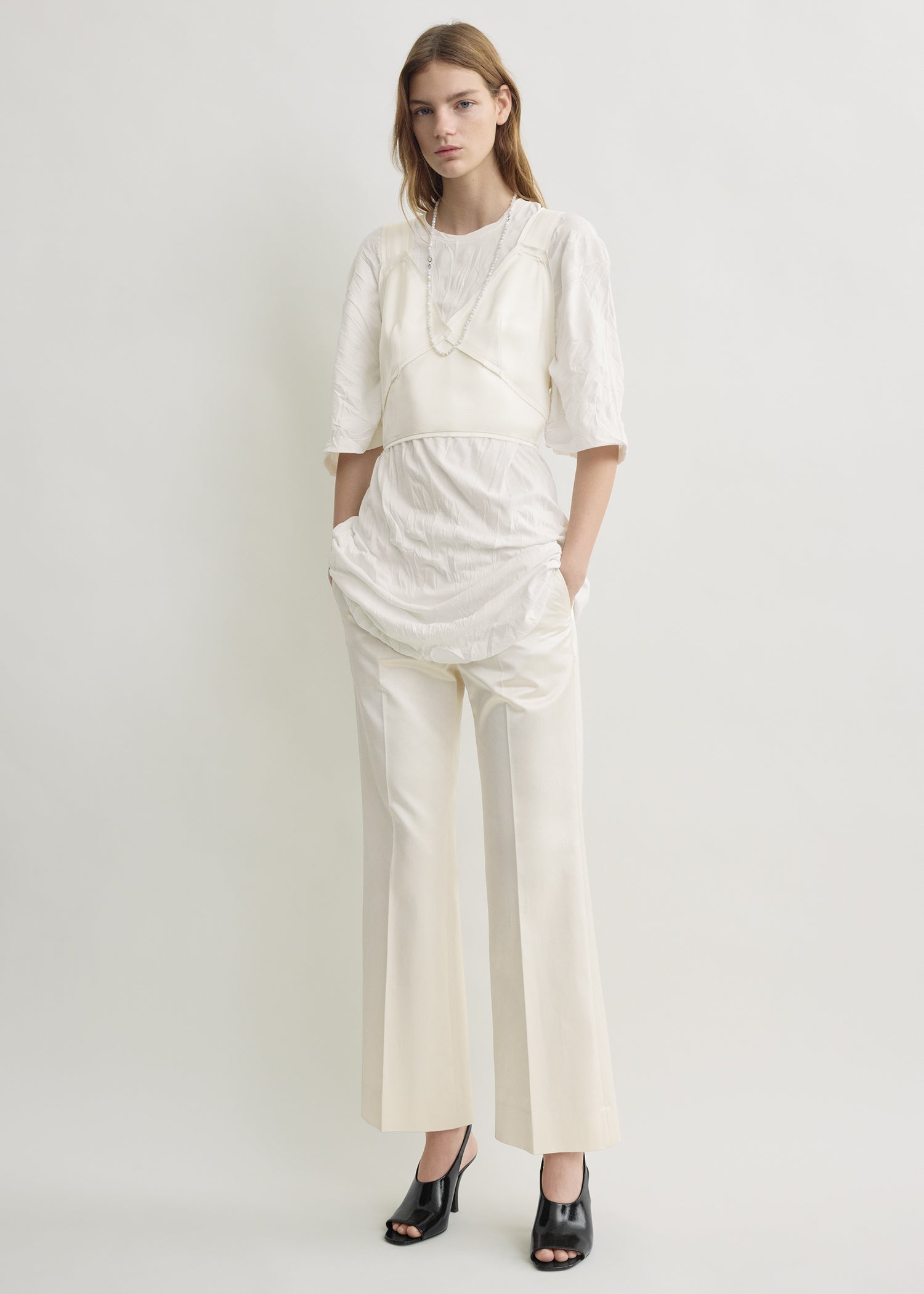 Cropped satin camisole off-white