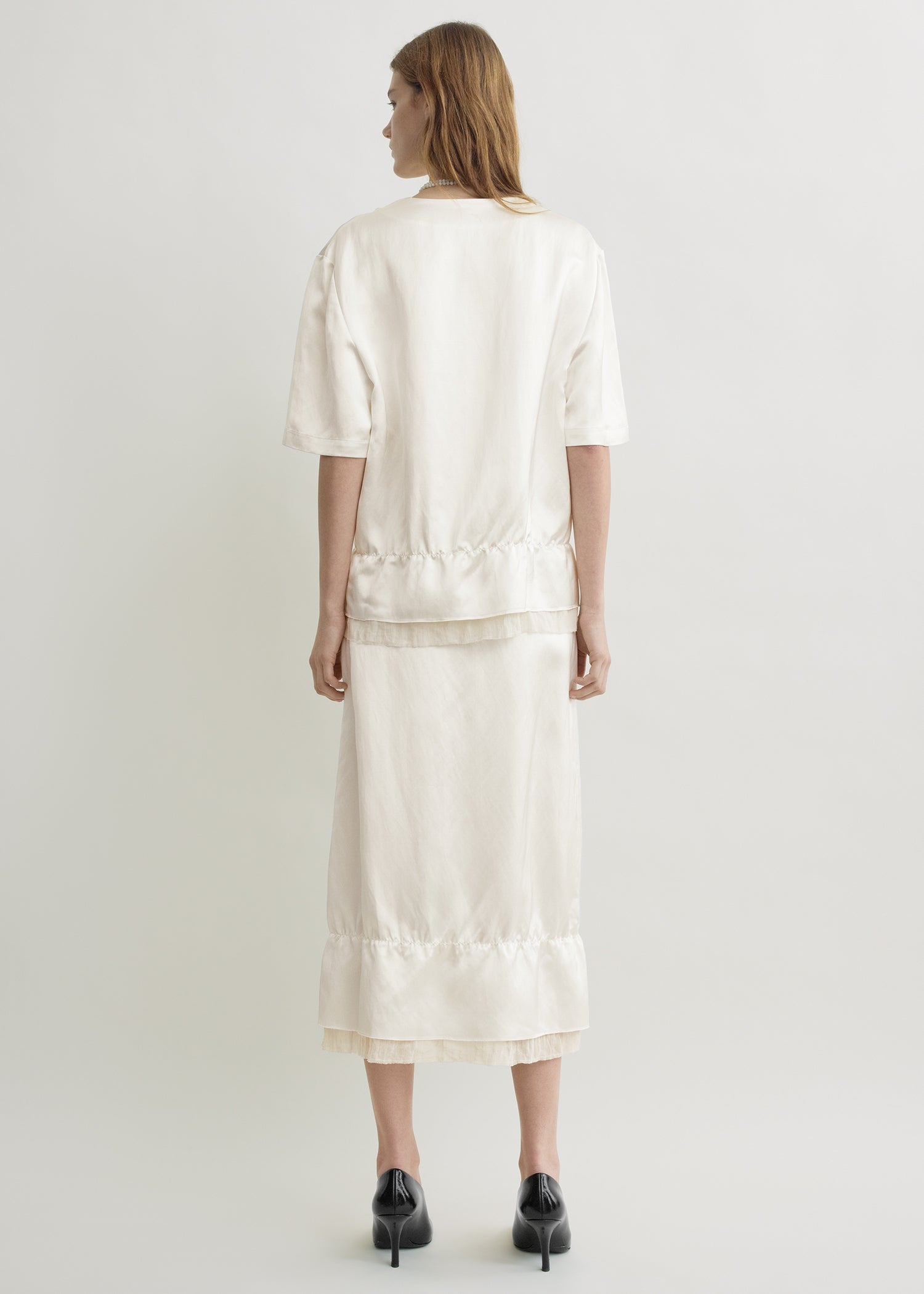 V-neck satin pullover white