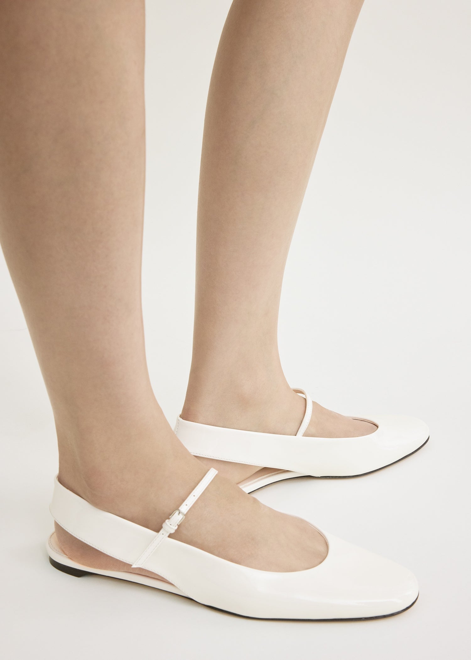Slingback patent mary janes off-white