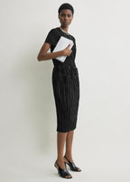 Crinkled linen skirt black