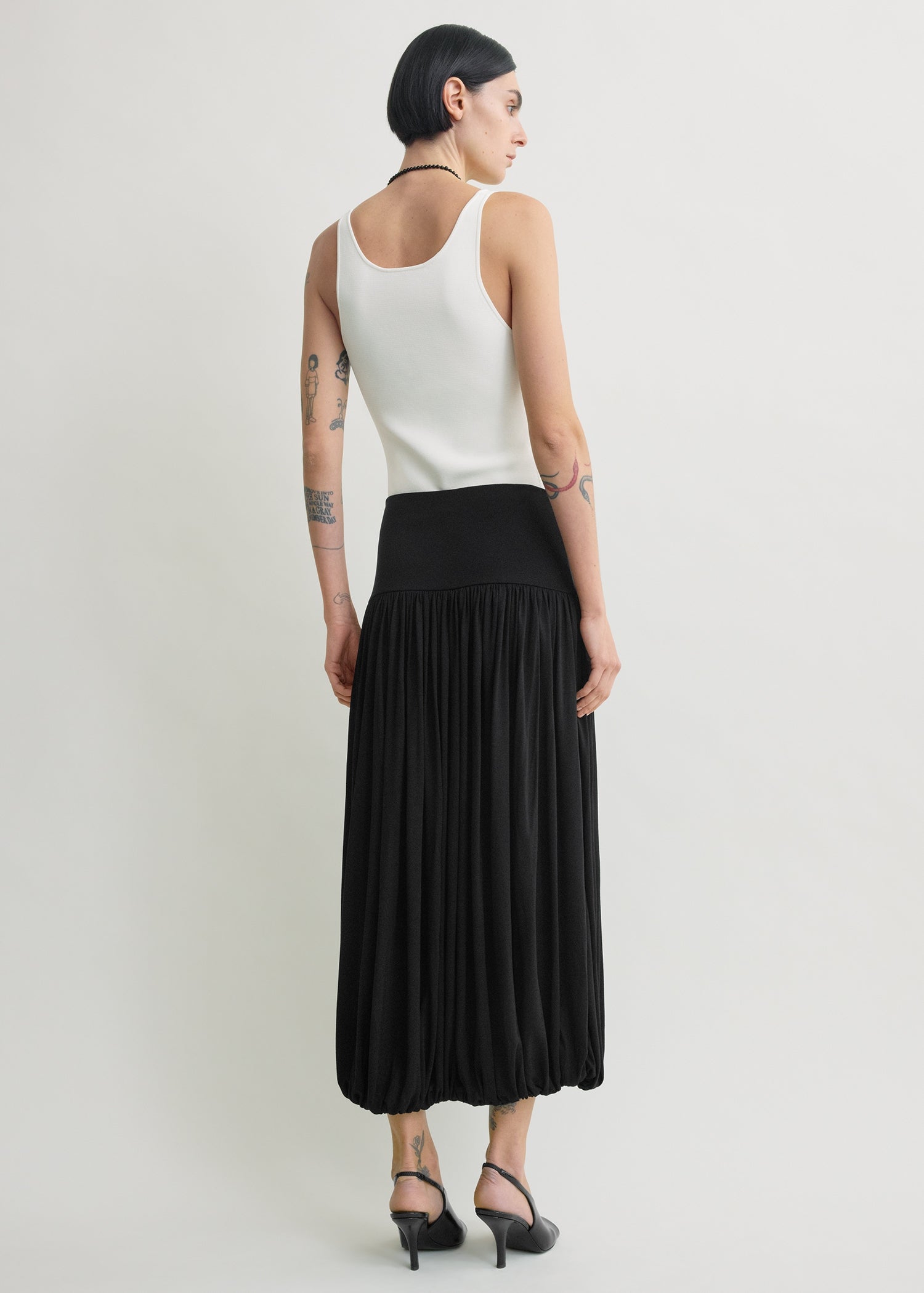 Soft gathered skirt black