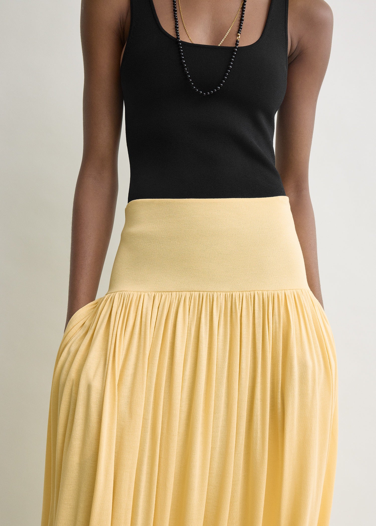Soft gathered skirt champagne