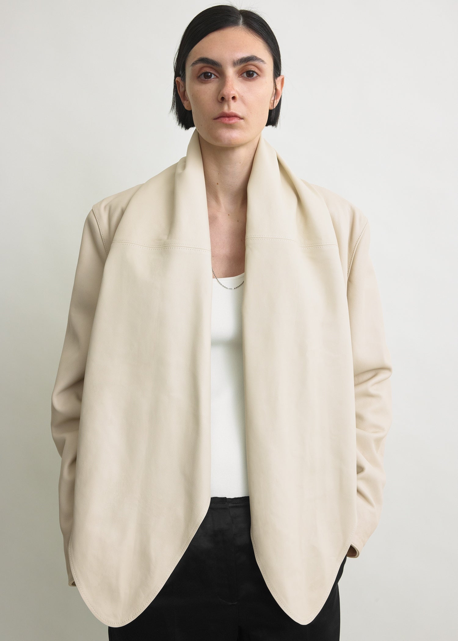 Big leather scarf stone