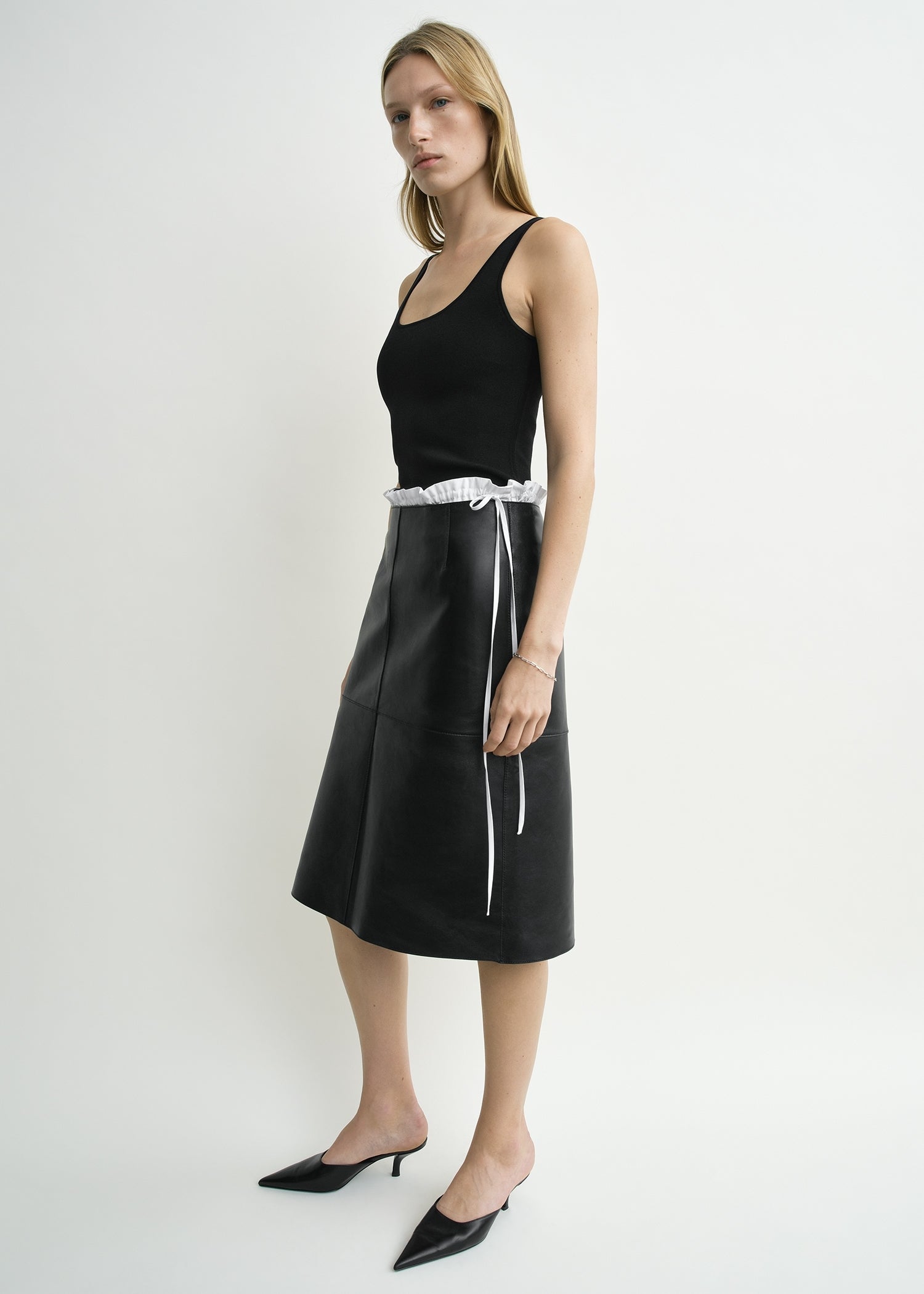 Compact knit tank black