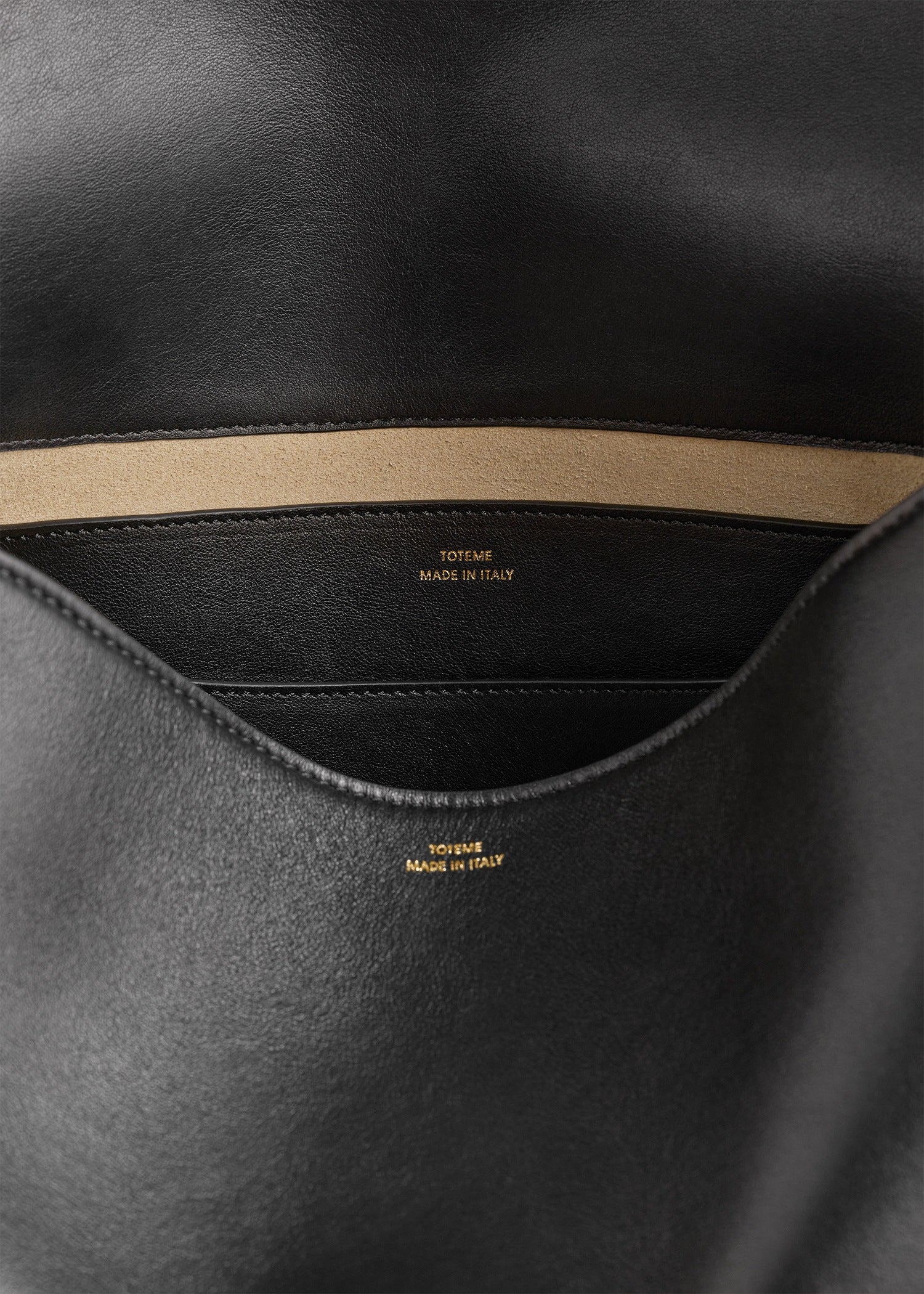 T-lock leather satchel black – TOTEME
