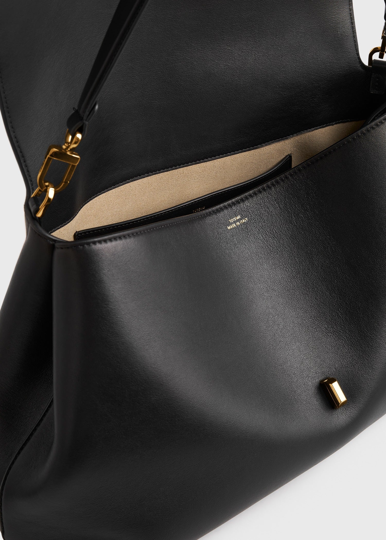 T-lock leather satchel black – TOTEME