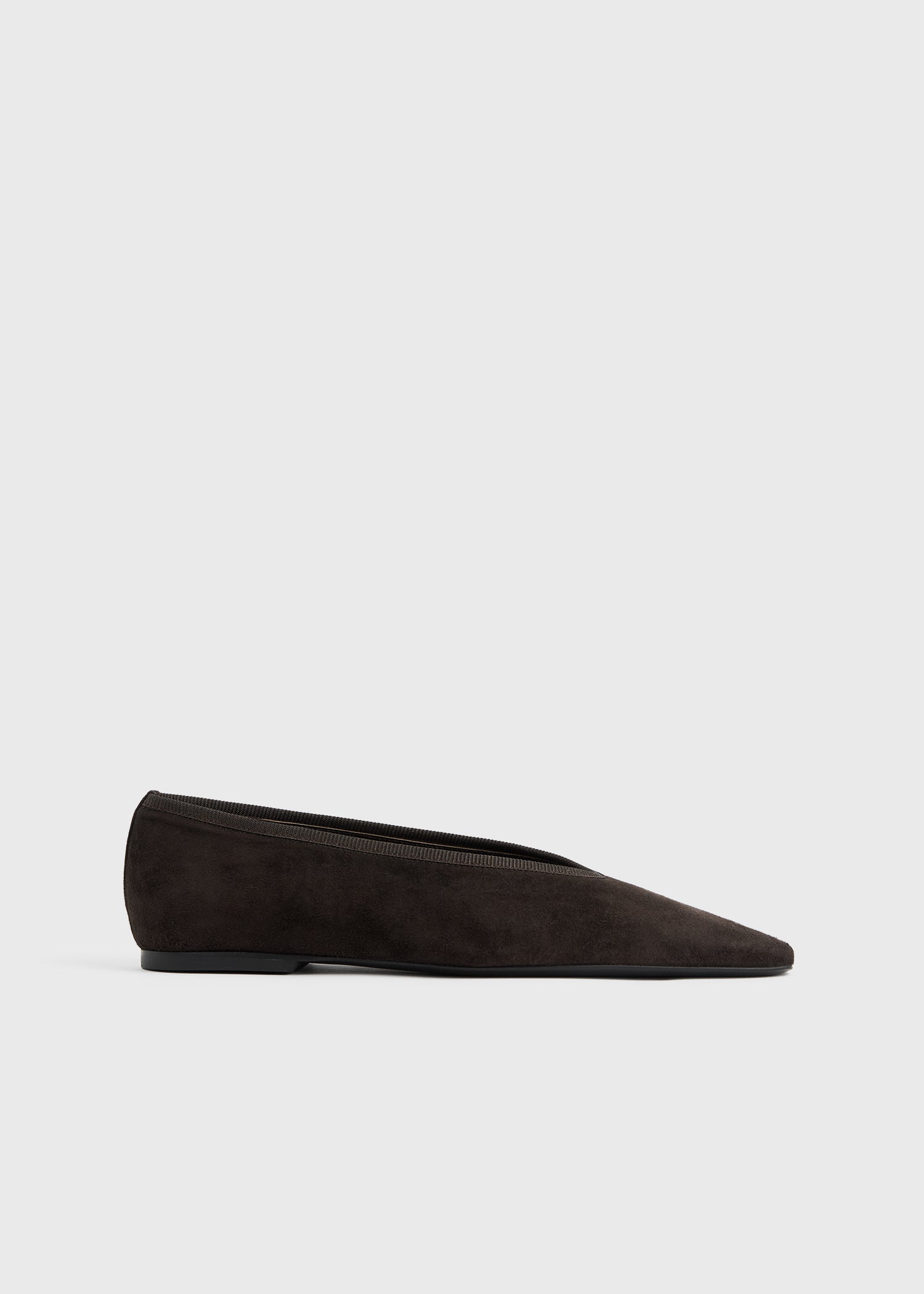 Minimalist suede ballerinas pepper