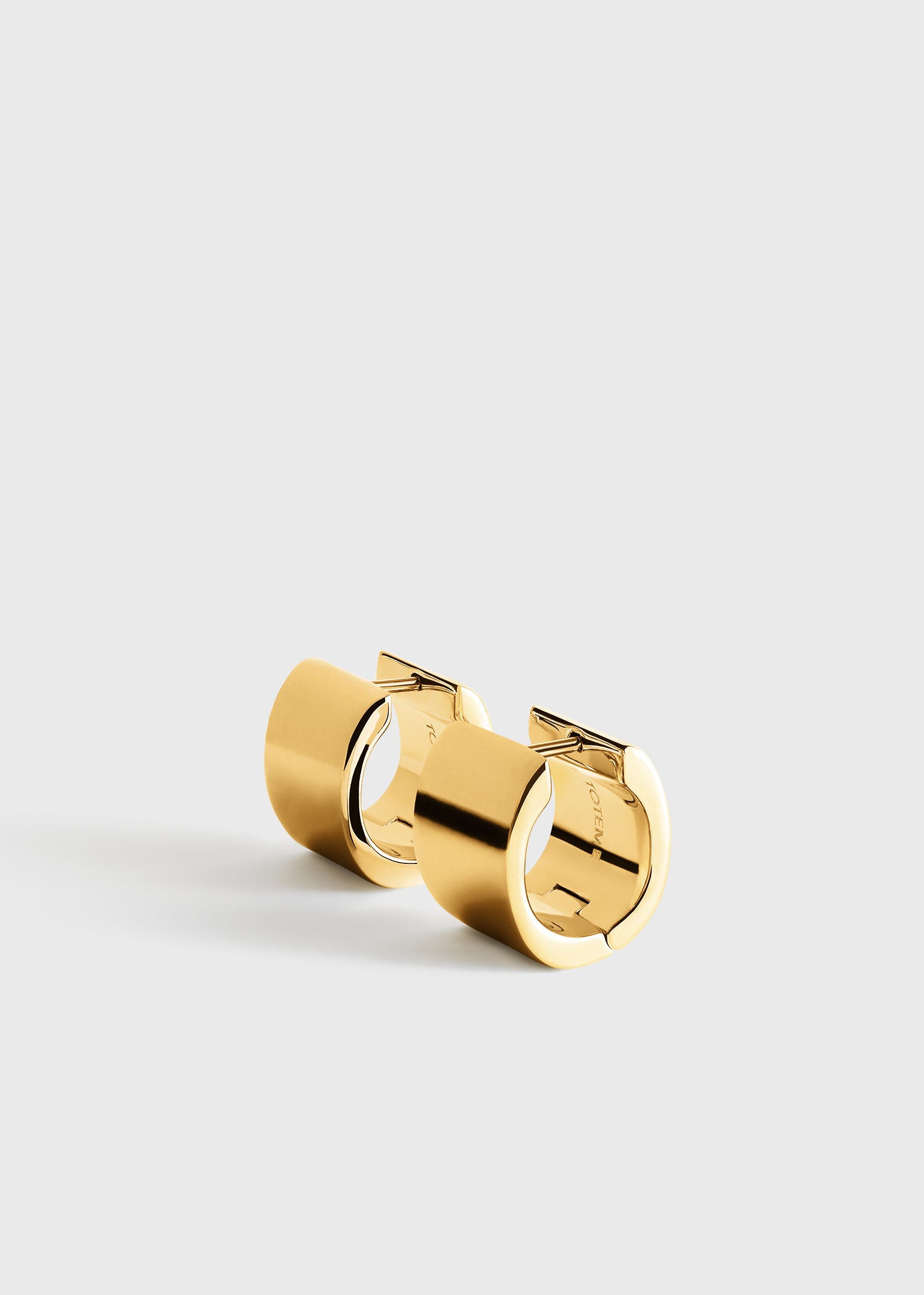 Petite signature hoops gold