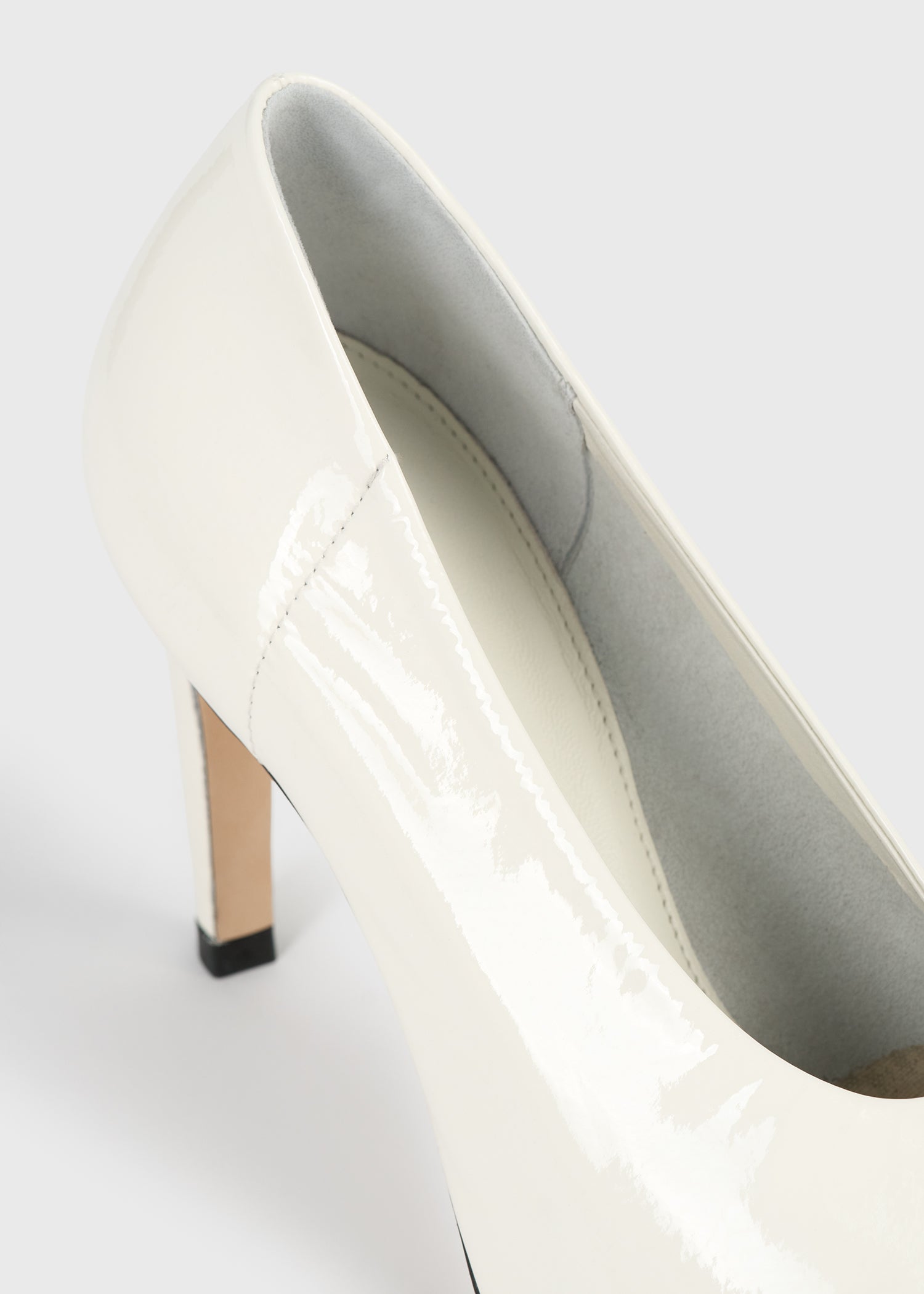 Slip naplack pumps off-white