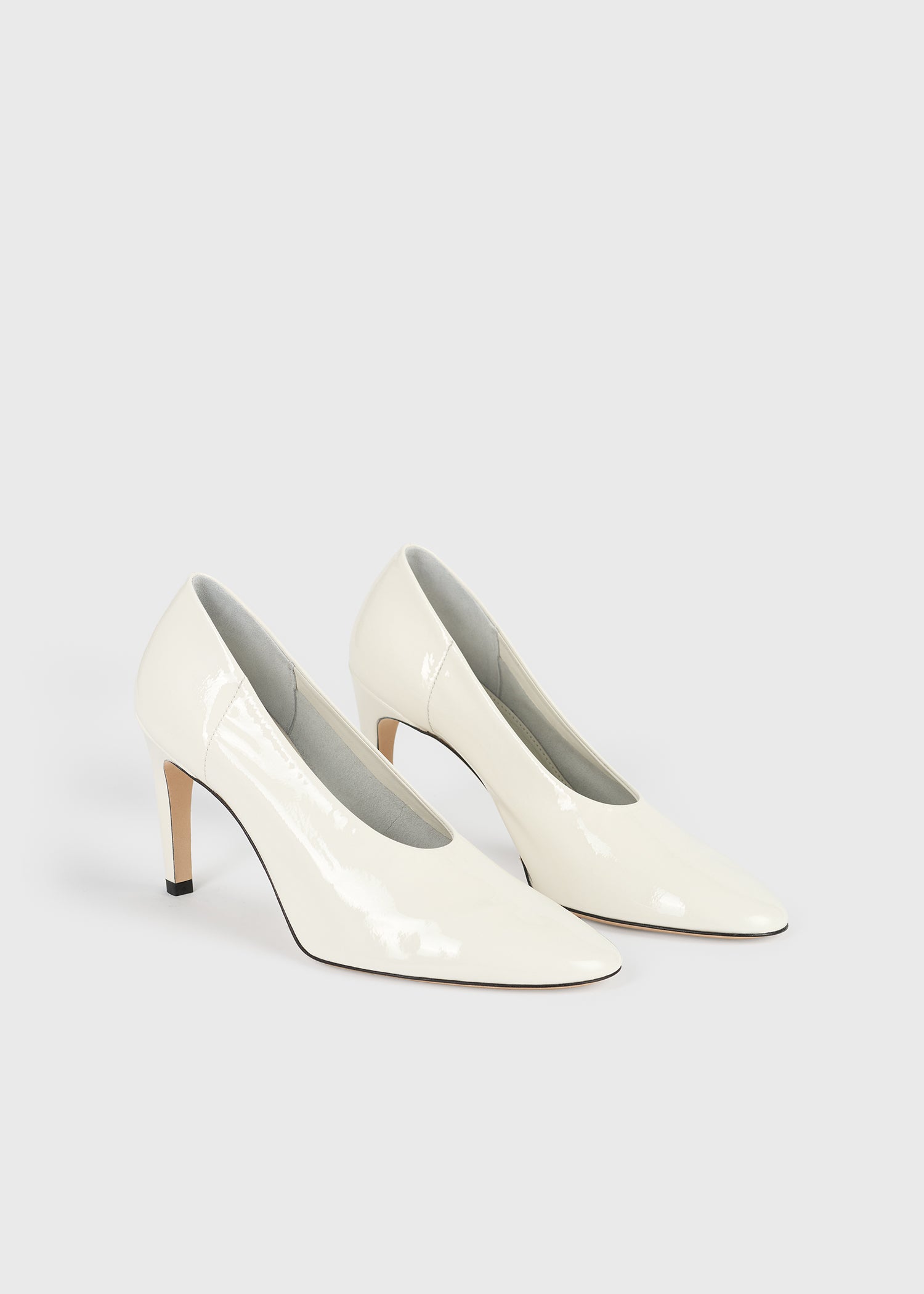 Slip naplack pumps off-white