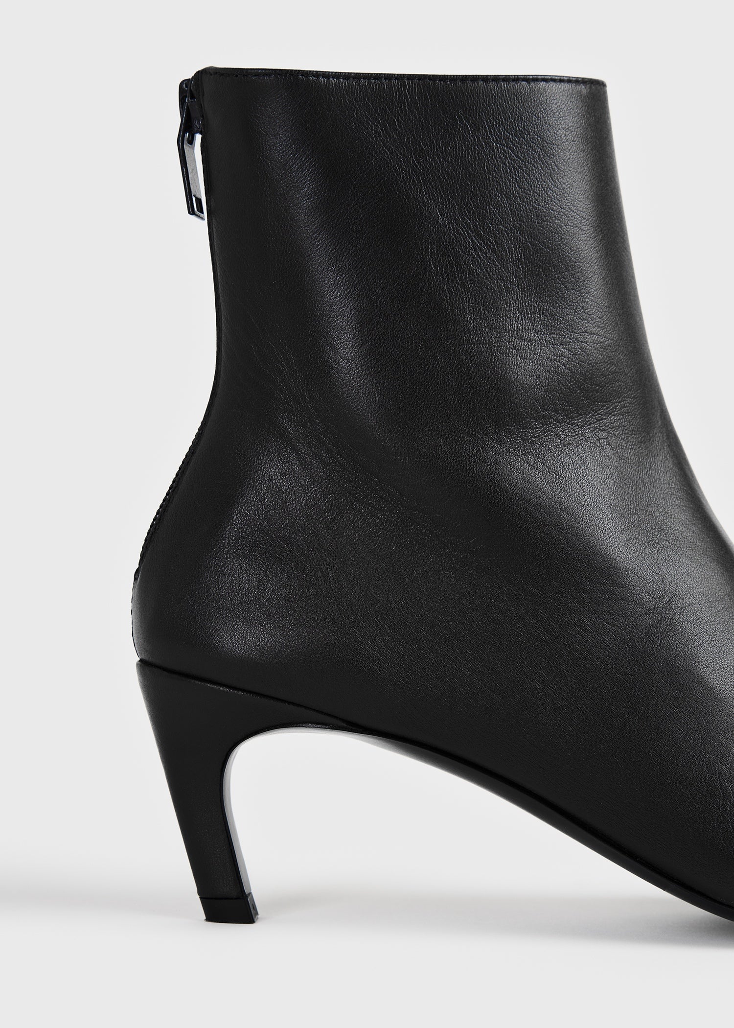 Nappa mid-heel boots black