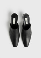 Soft nappa mules black