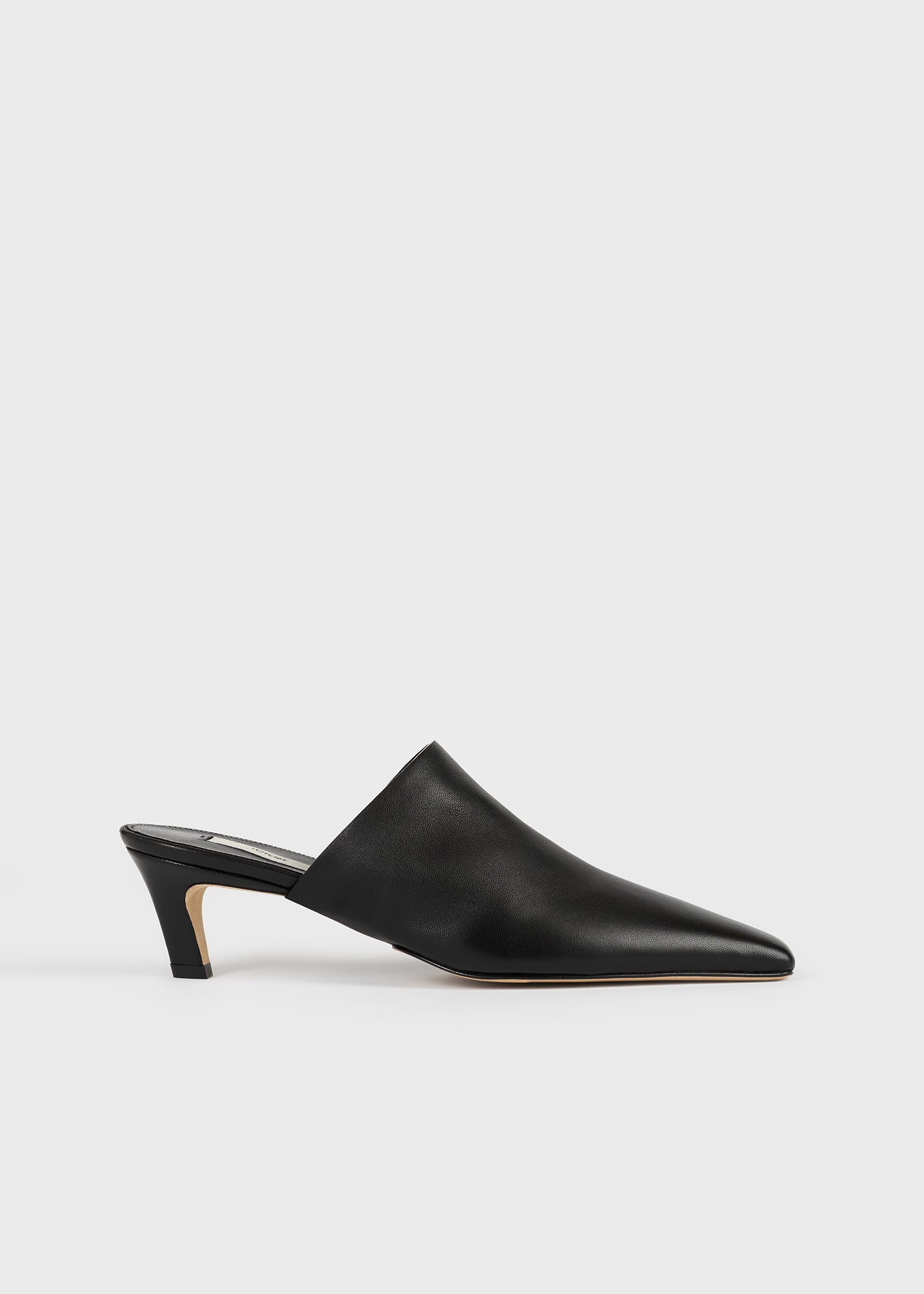 Soft nappa mules black