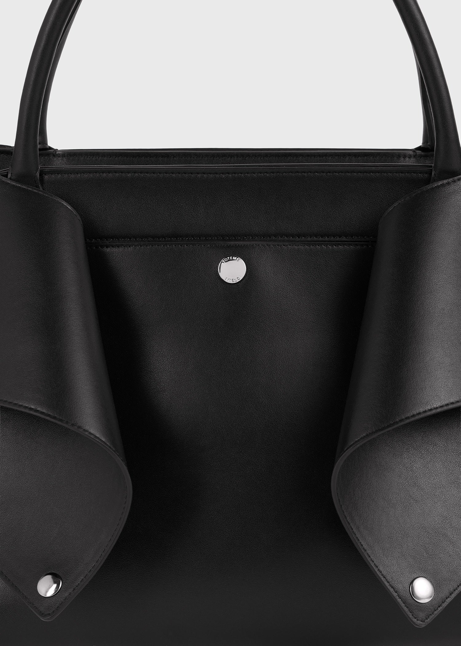 Mercer leather tote black/red