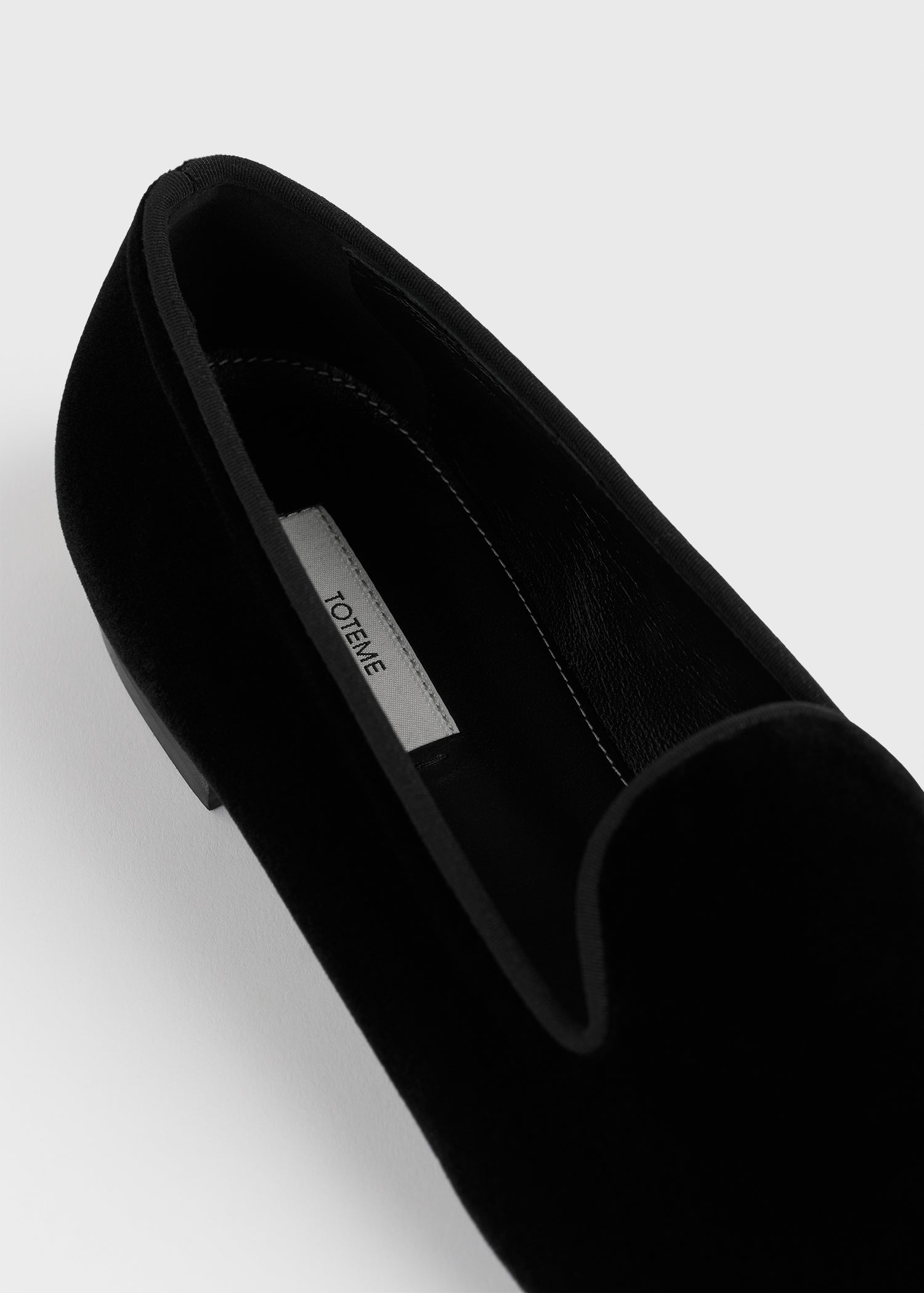 Velvet loafers black