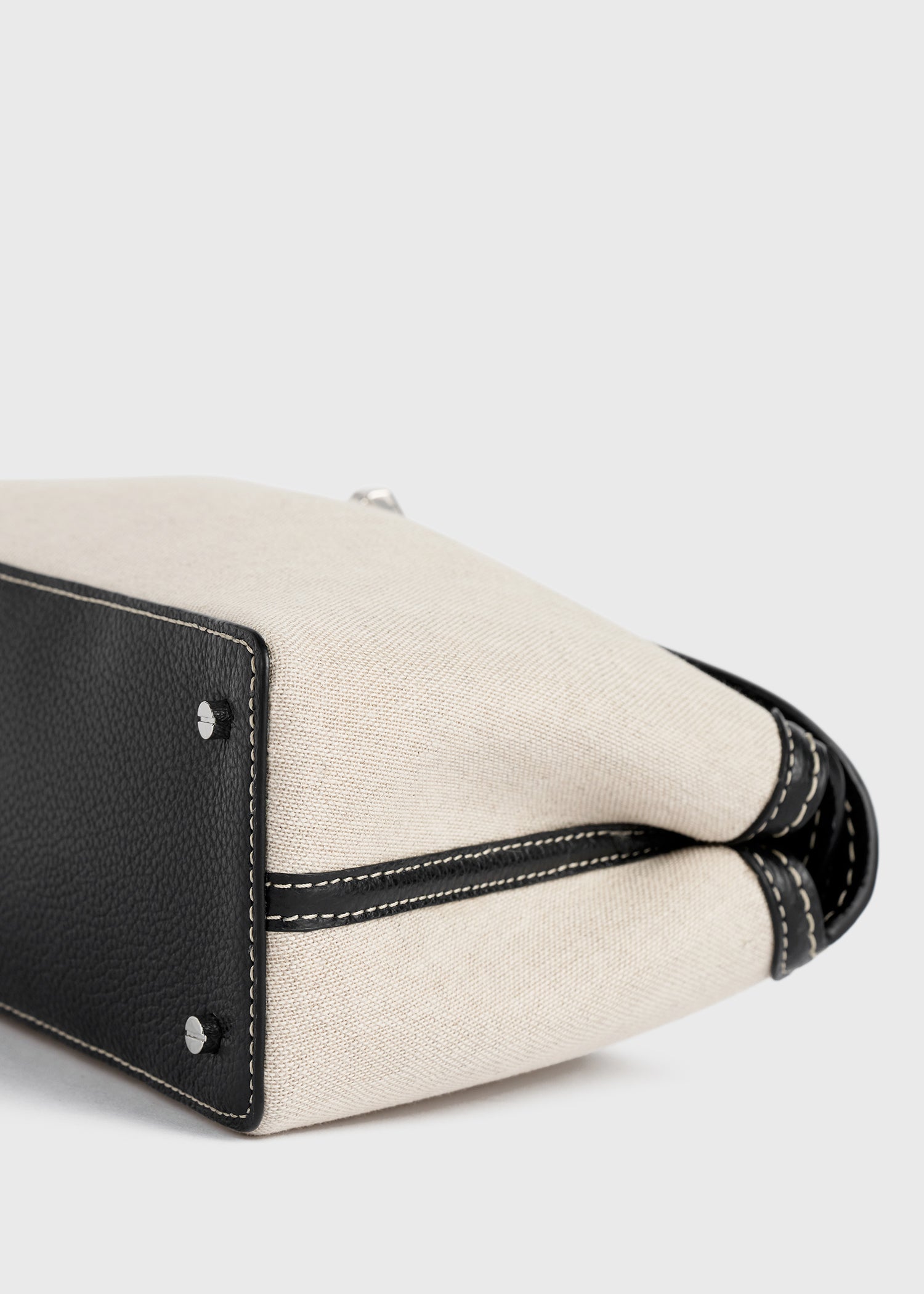 T-lock canvas clutch ecru/black