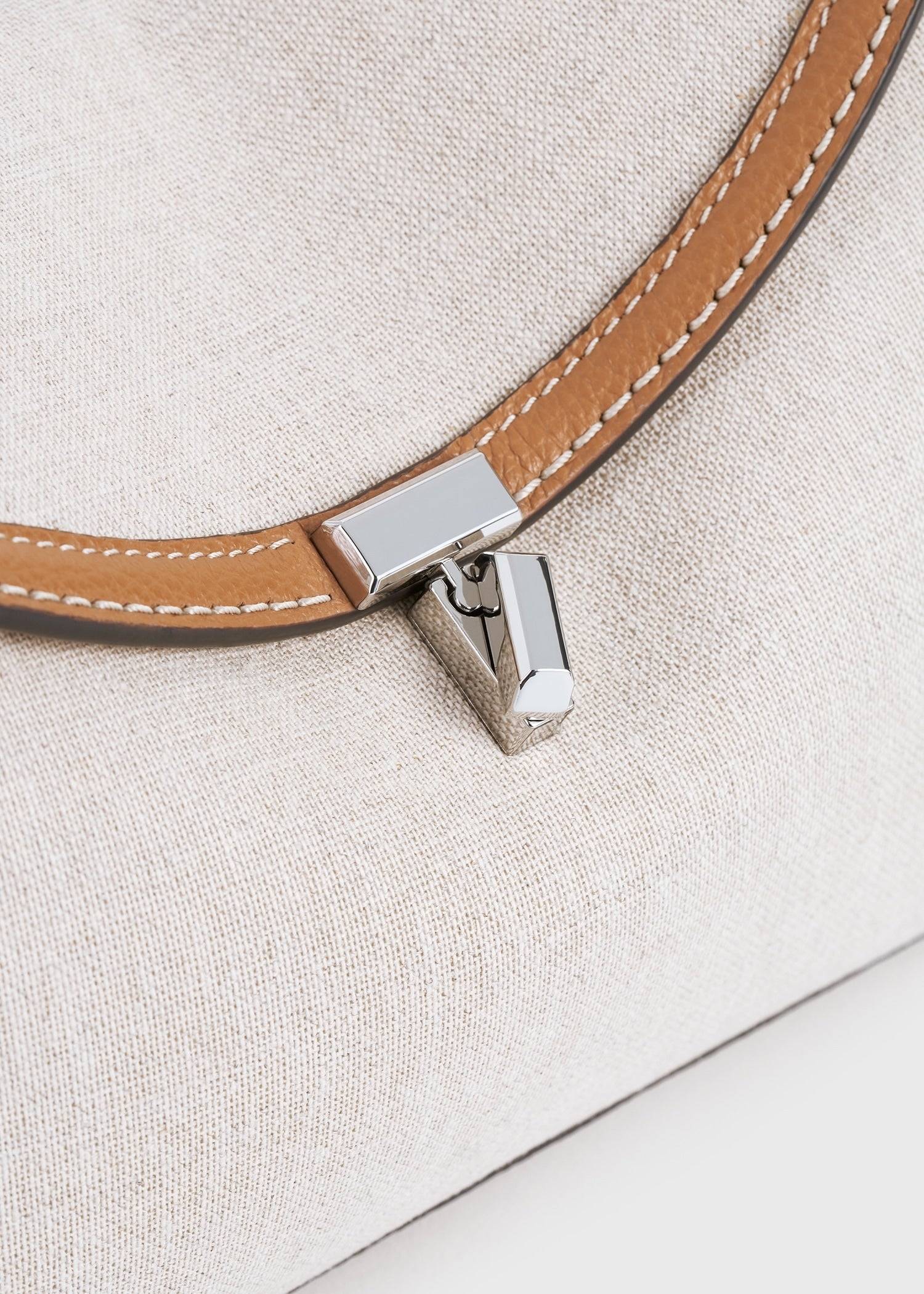 T-lock canvas clutch ecru/tan