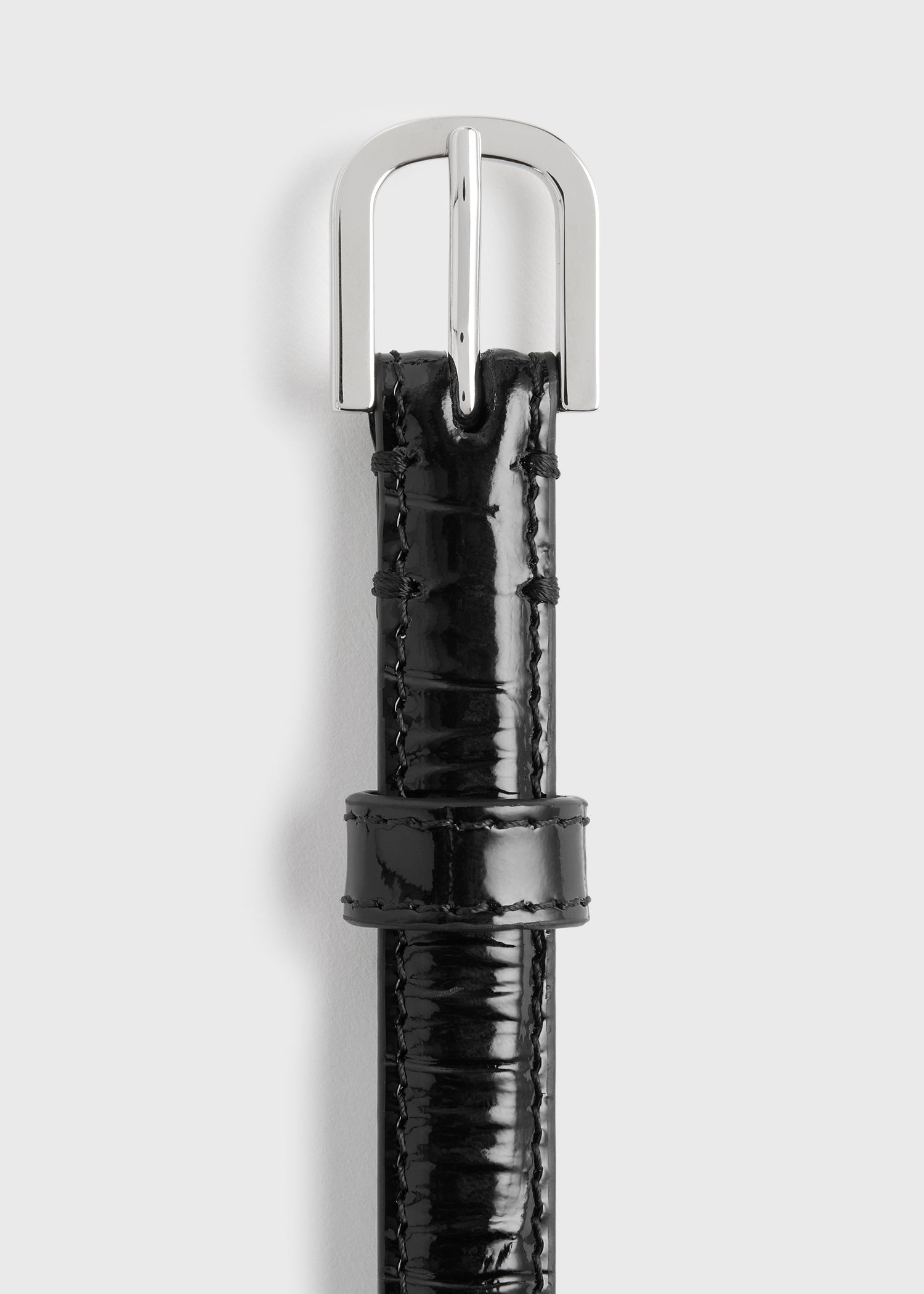 Thin croco-embossed belt black