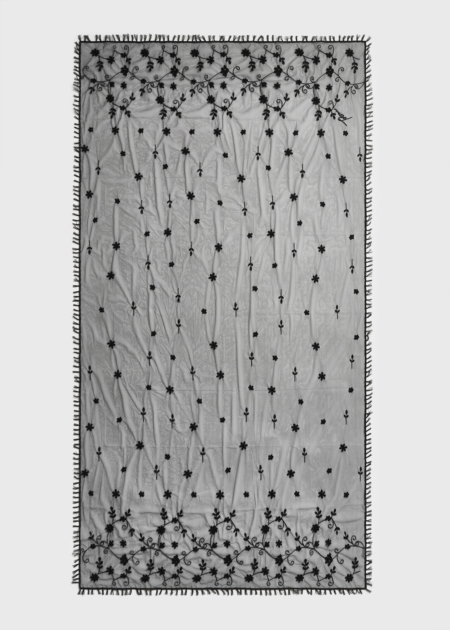 Floral tulle shawl black