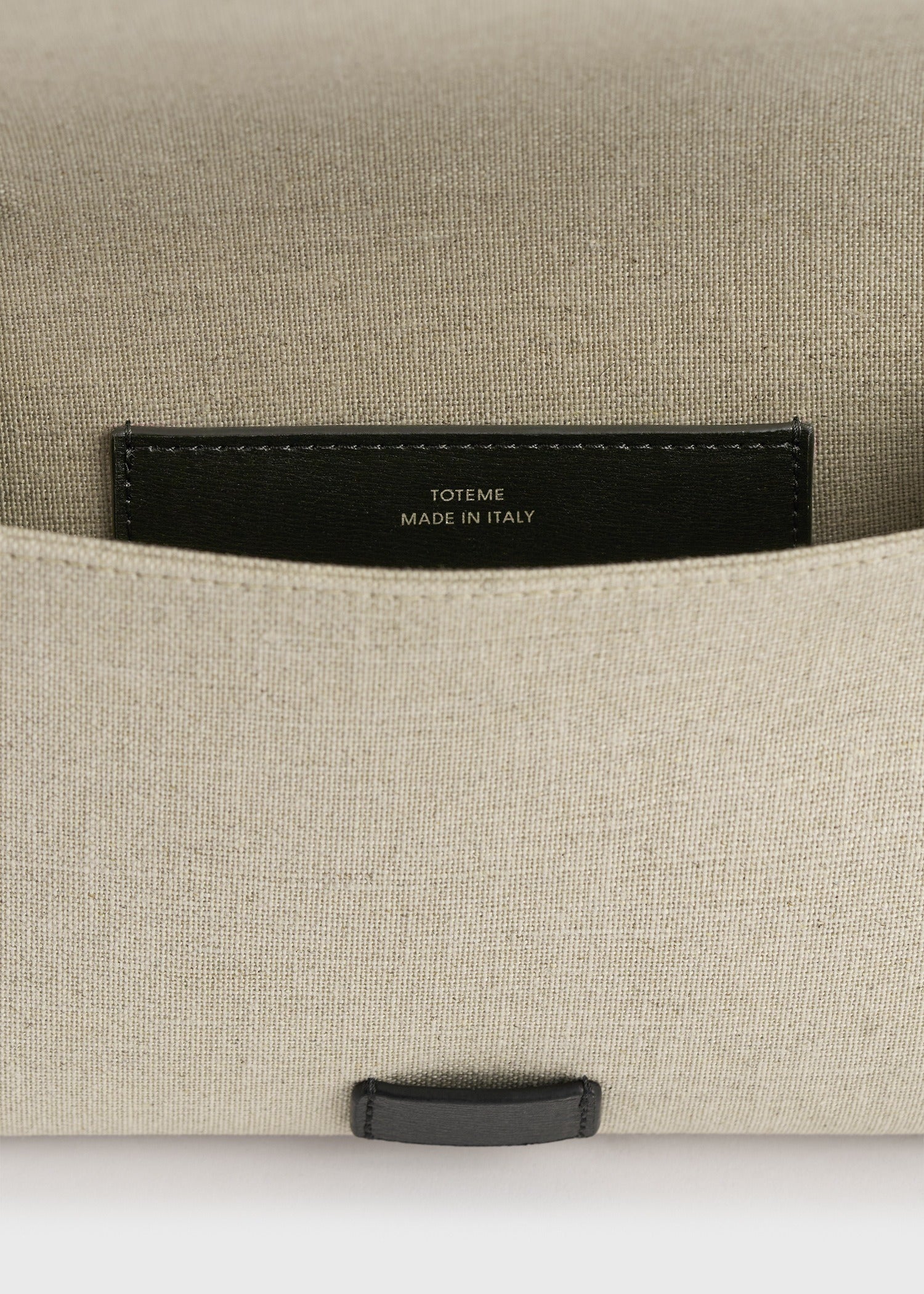 T-flap envelope ecru