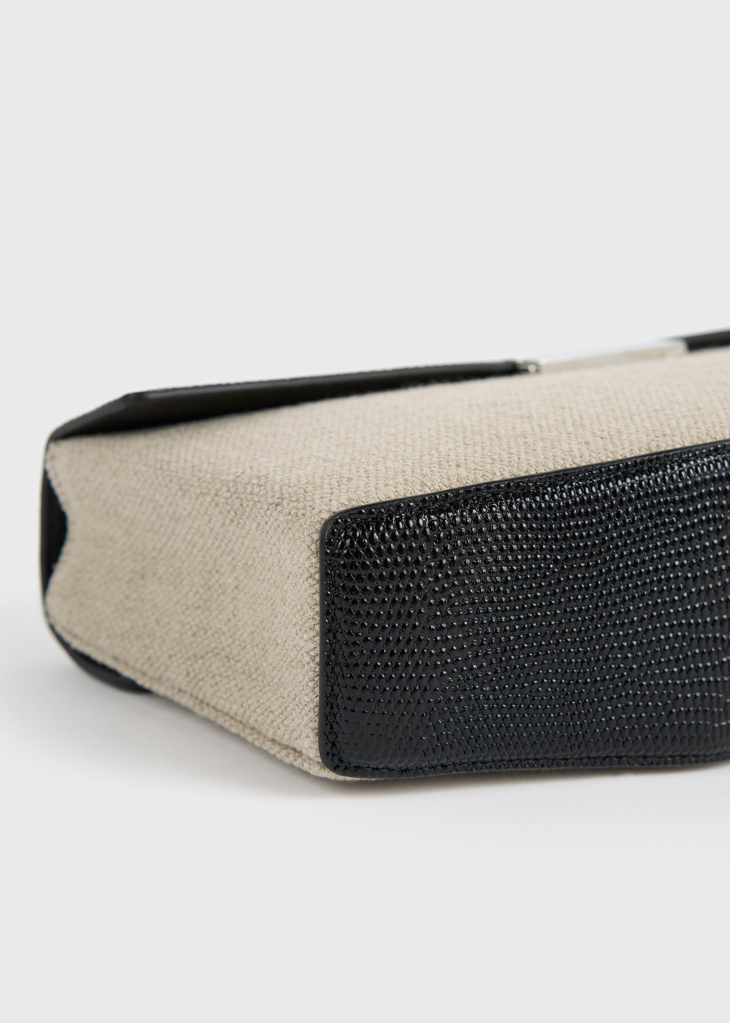 Clip canvas clutch beige/black