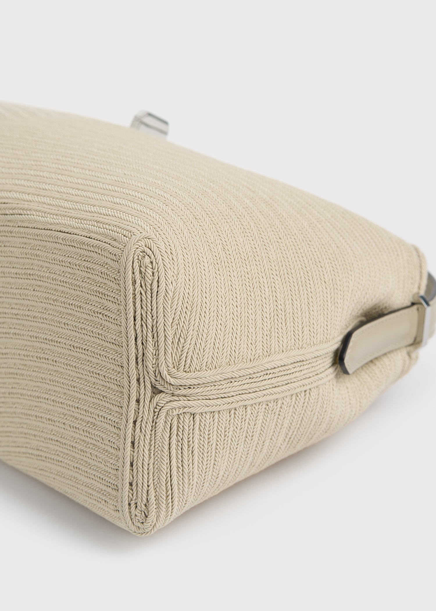 T-lock rope top handle pearl