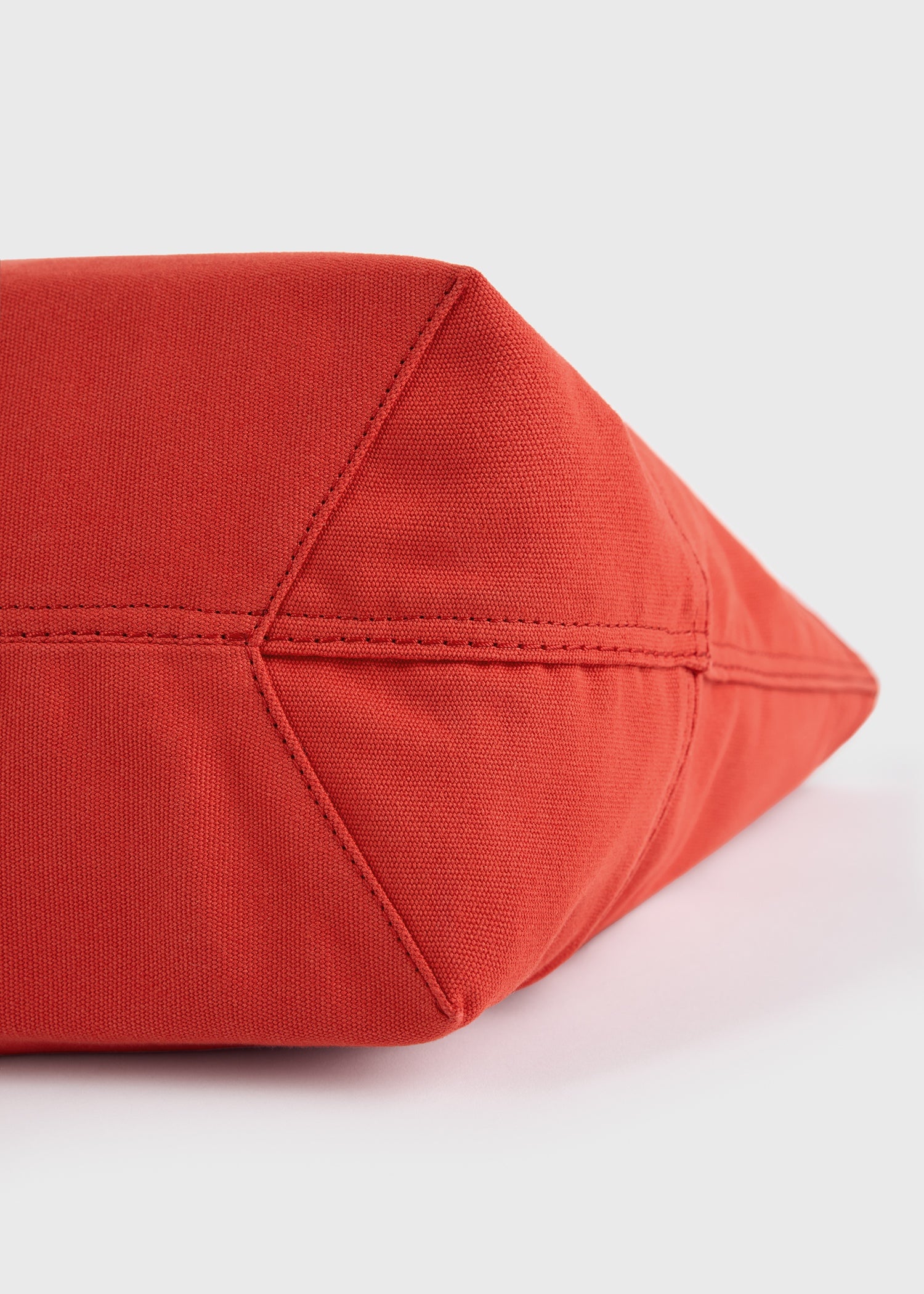 Beach tote red