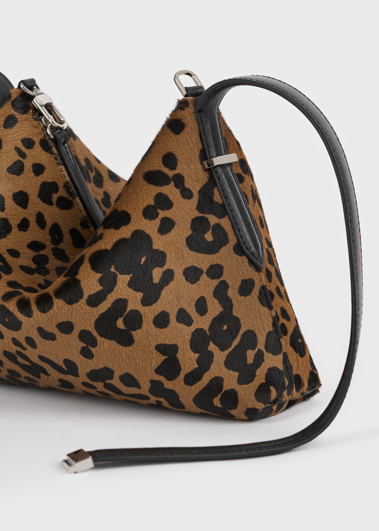 Bevel pony hair wristlet leopard