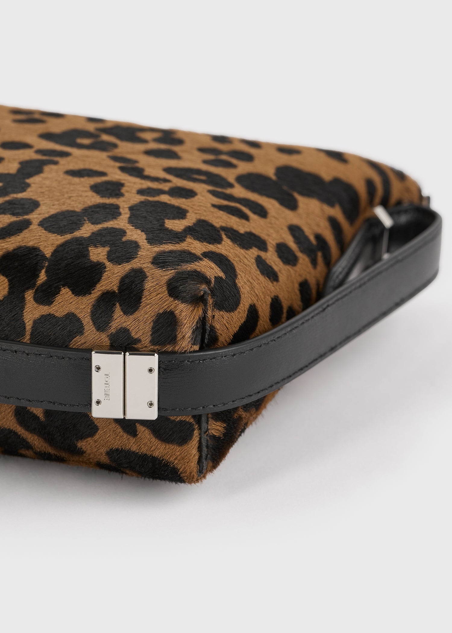 Bevel pony hair wristlet leopard