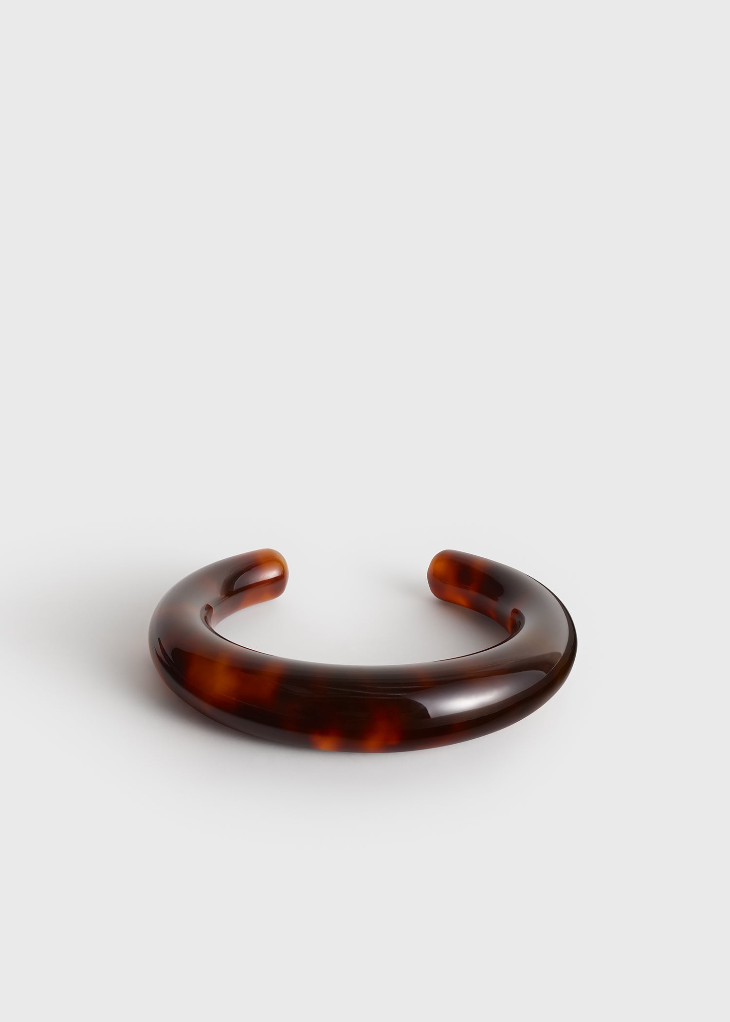 Sculpted cuff bonfire
