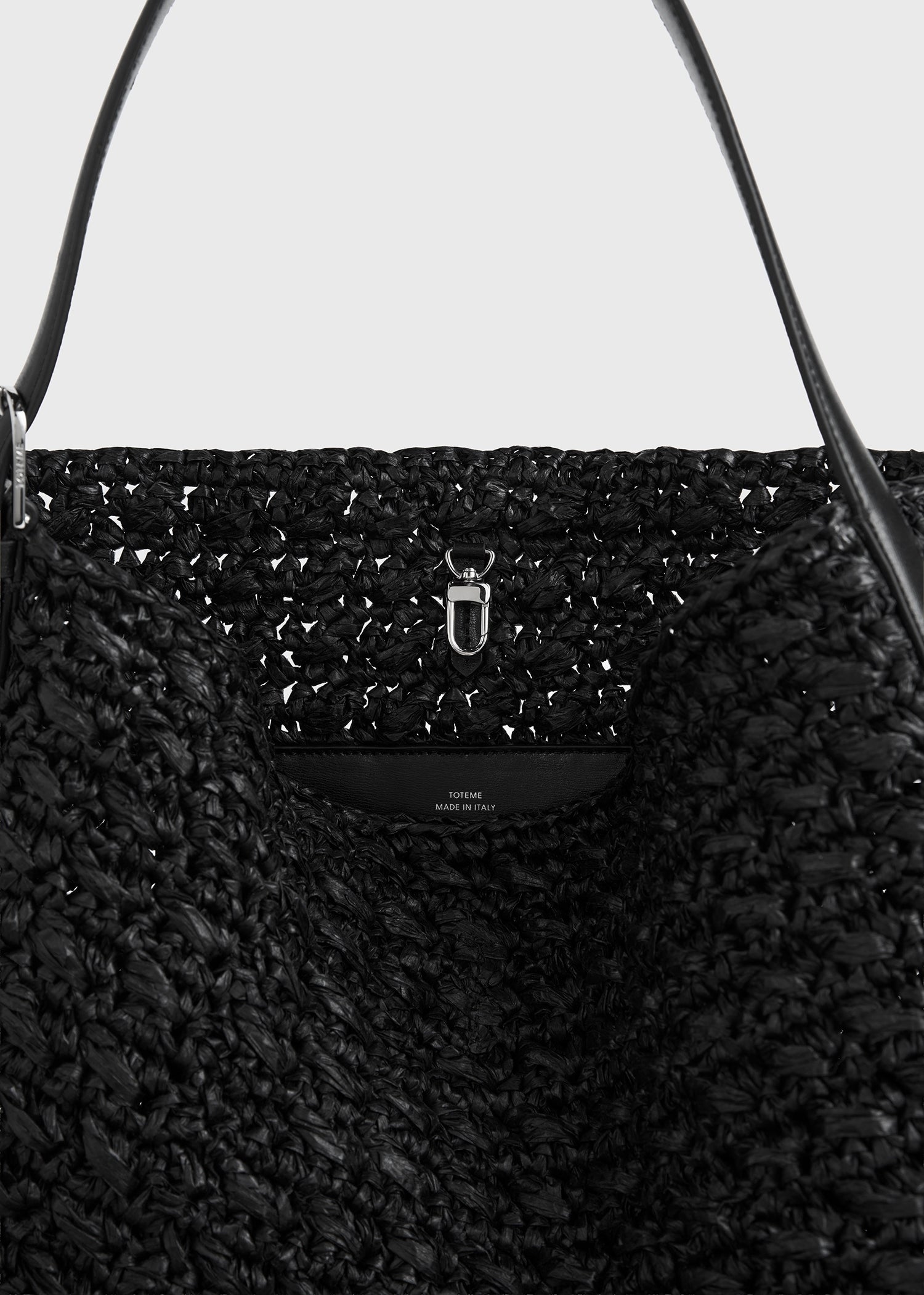 Medium belted paper raffia tote black