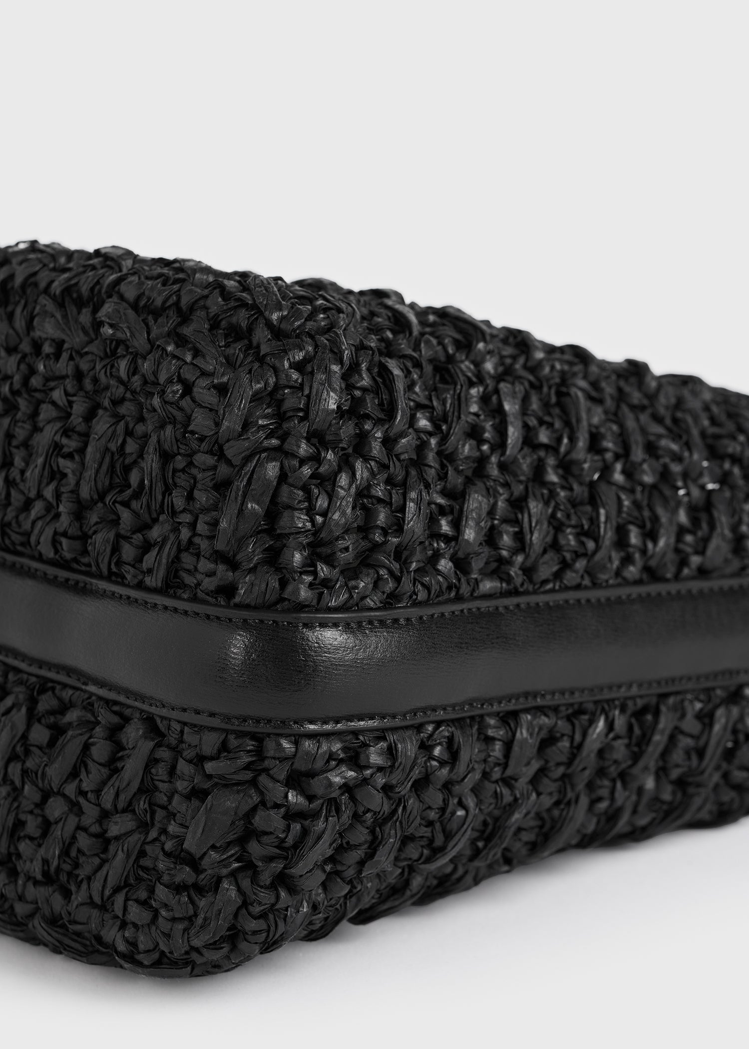 Small belted paper raffia tote black