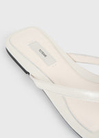 Naplack flip flops off-white