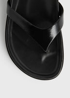 Contoured naplack flip flops black