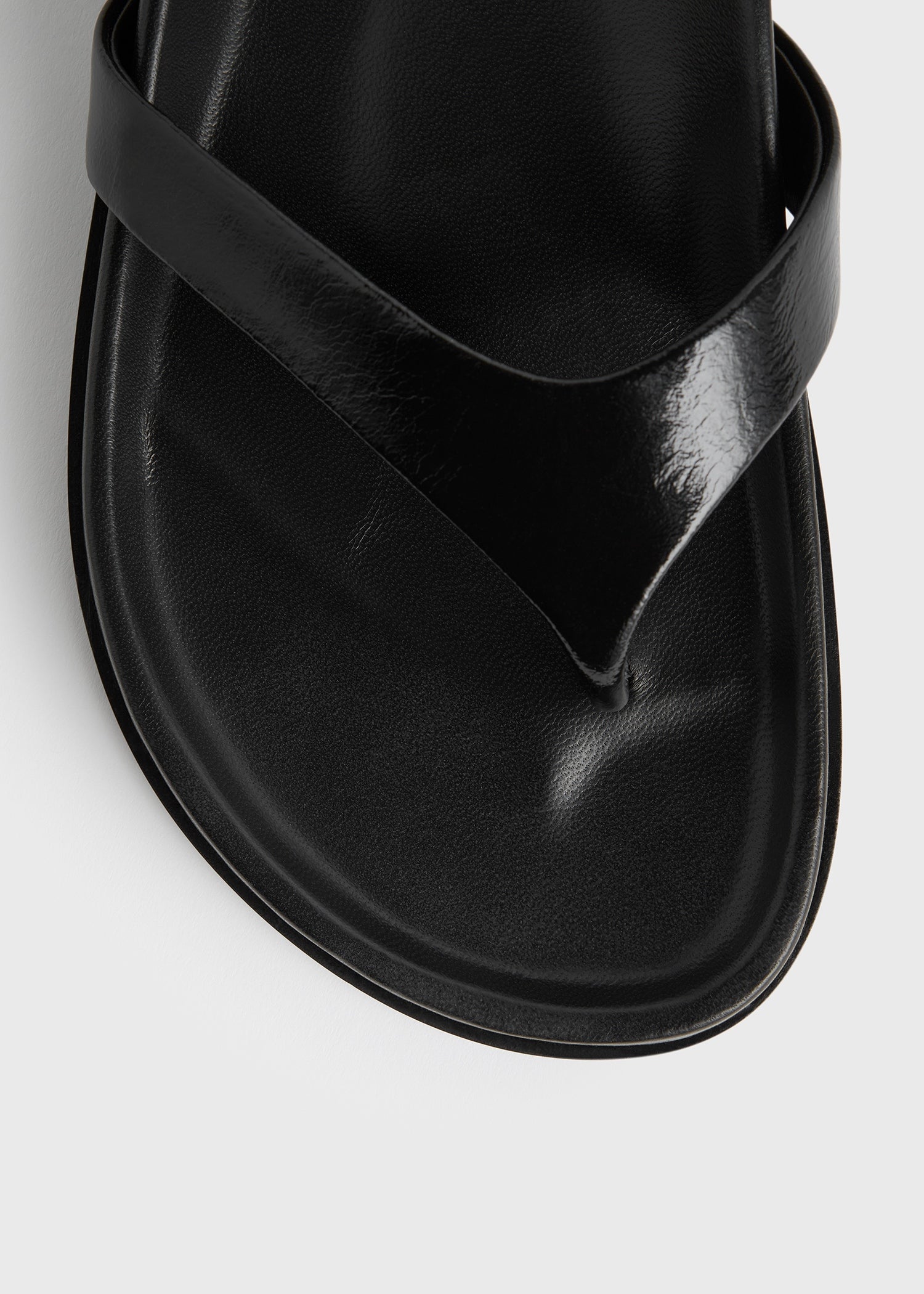 Contoured naplack flip flops black