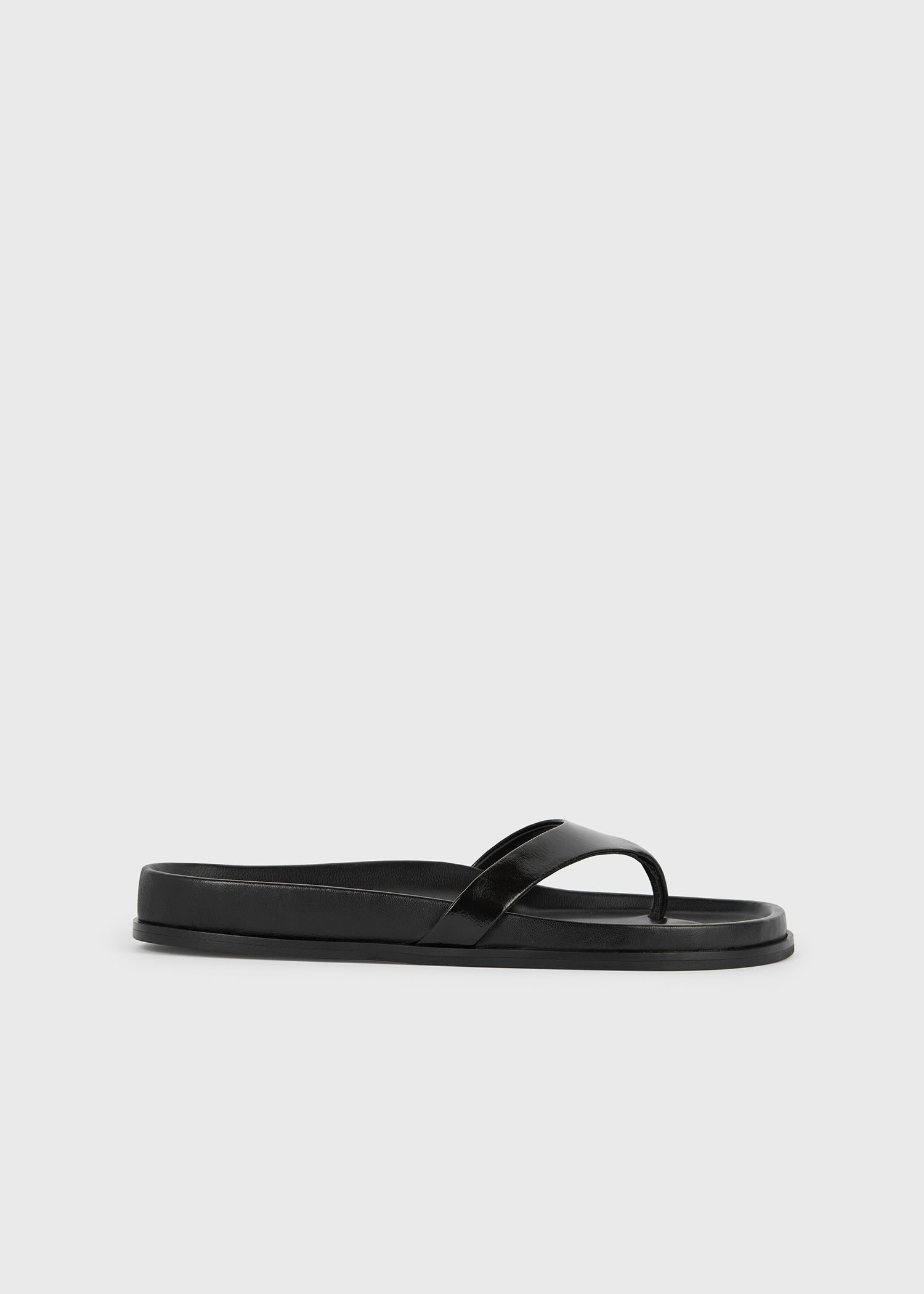 Contoured naplack flip flops black